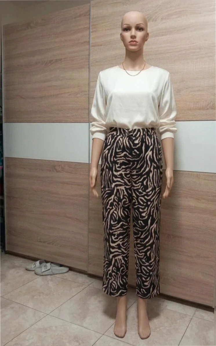 Pantalón Fluido Animal print Cebra - antonio Dominguez - Talla 50 – Antonio Dominguez – taille 5XL / 50 / 22 3