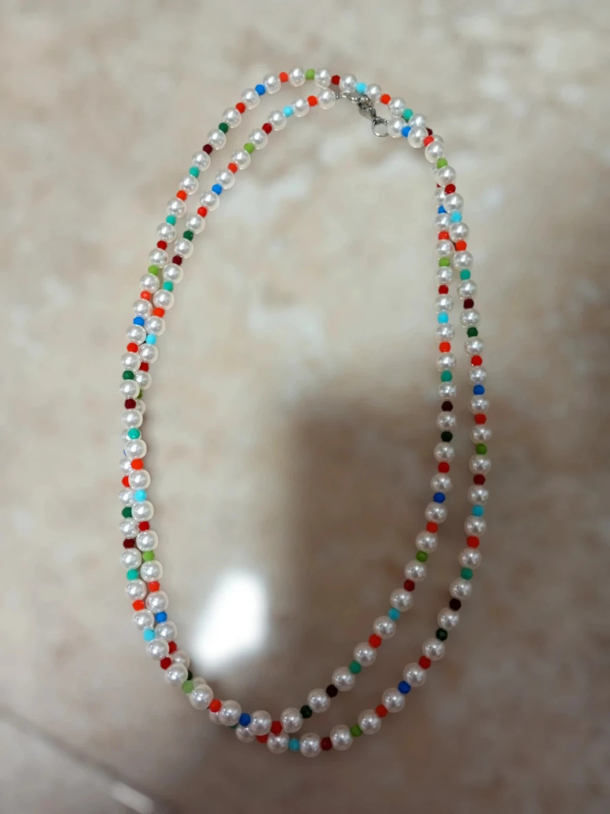 Collar de Perlas y Cuentas de Colores – sin marca 2