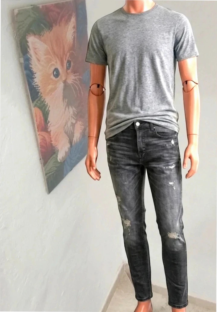 Jeans Rotos pull&Bear (Ver Detalles – Pull & Bear – taille W32 | FR 42 2