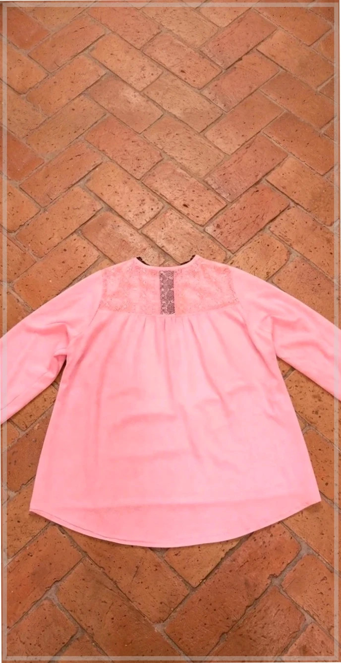 Blusa rosa Pastel Con cremallera y Detalles de Encaje – Boutique De La Femme – taille Taille unique 2