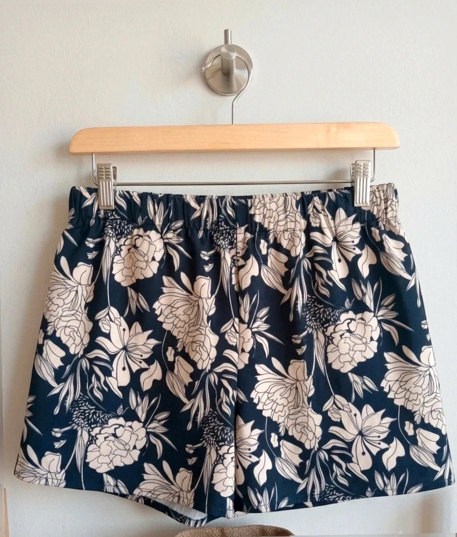 Pantalón corto Floral con Cintura elástica (Talla XXL – taille XXL / 44 / 16
