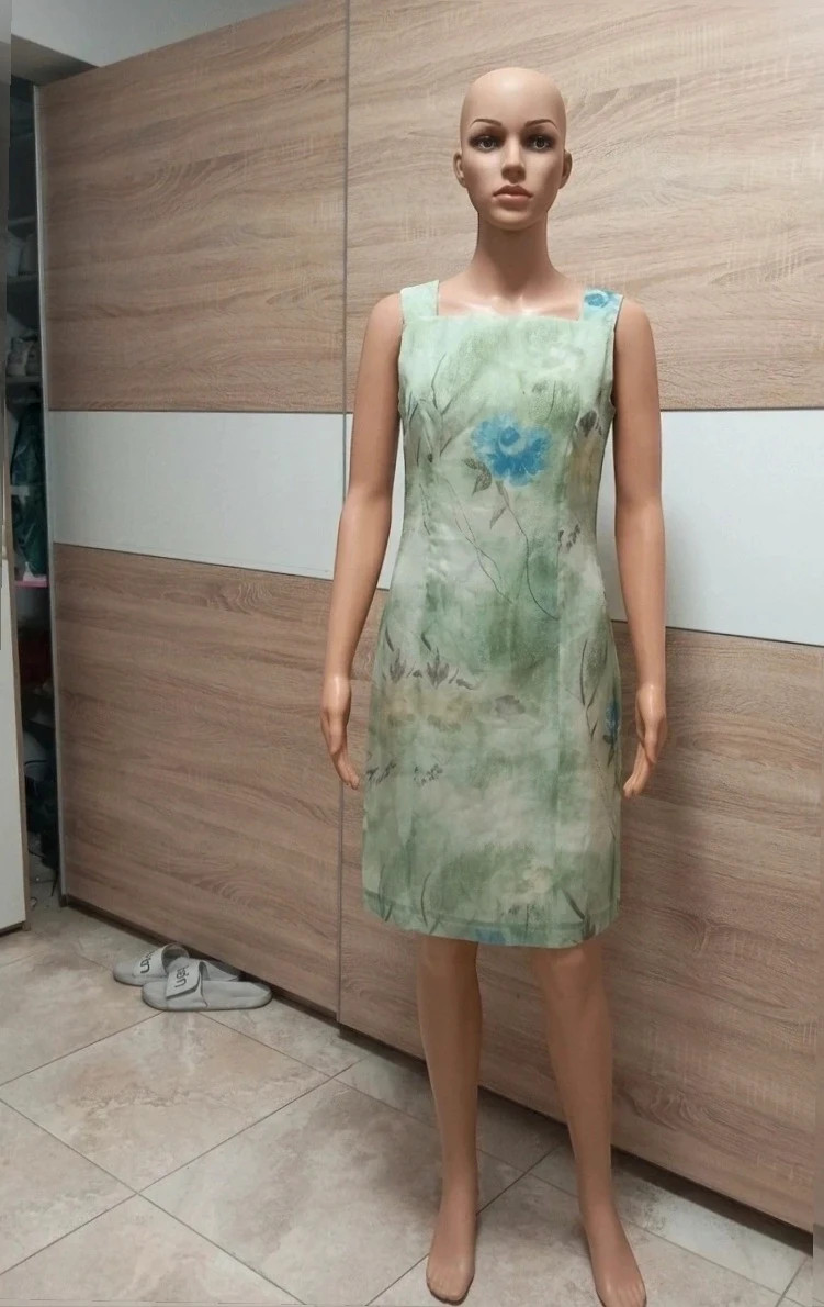 Vestido Elegante Estampado Acuarela verde Y Azul - D'aquela – D’Aquela – taille XXXL / 46 / 18 3