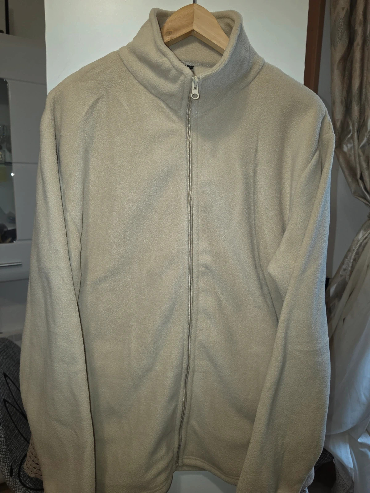 Chaqueta de Forro Polar Beige