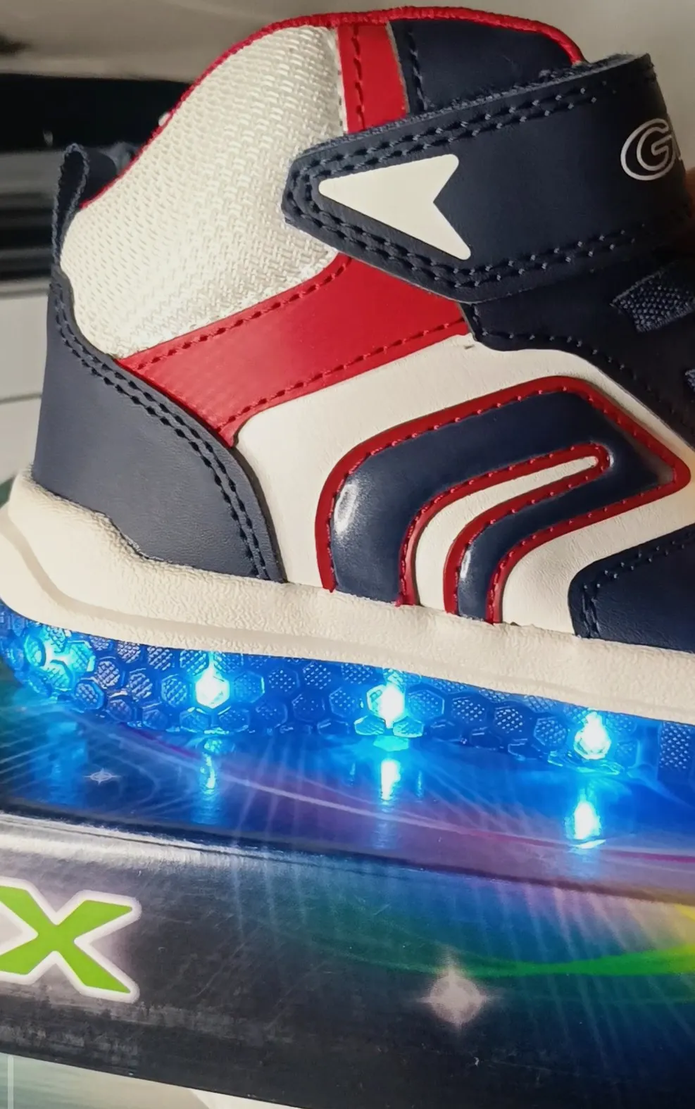 Basket Geox Neuf avec étiquette taille 30 – Geox – taille EU 29 2