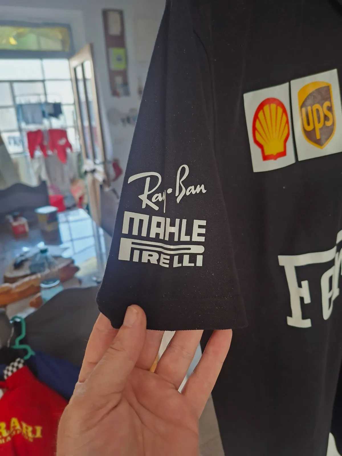 Taille l  – Ferrari – taille L 2