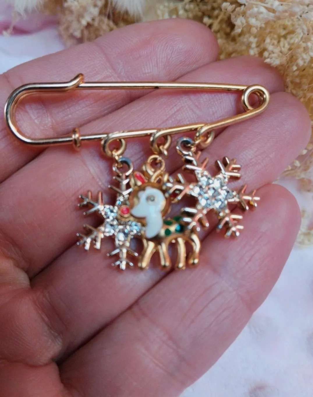 Broche épingle de Noël, dorée, strass – handmade 2