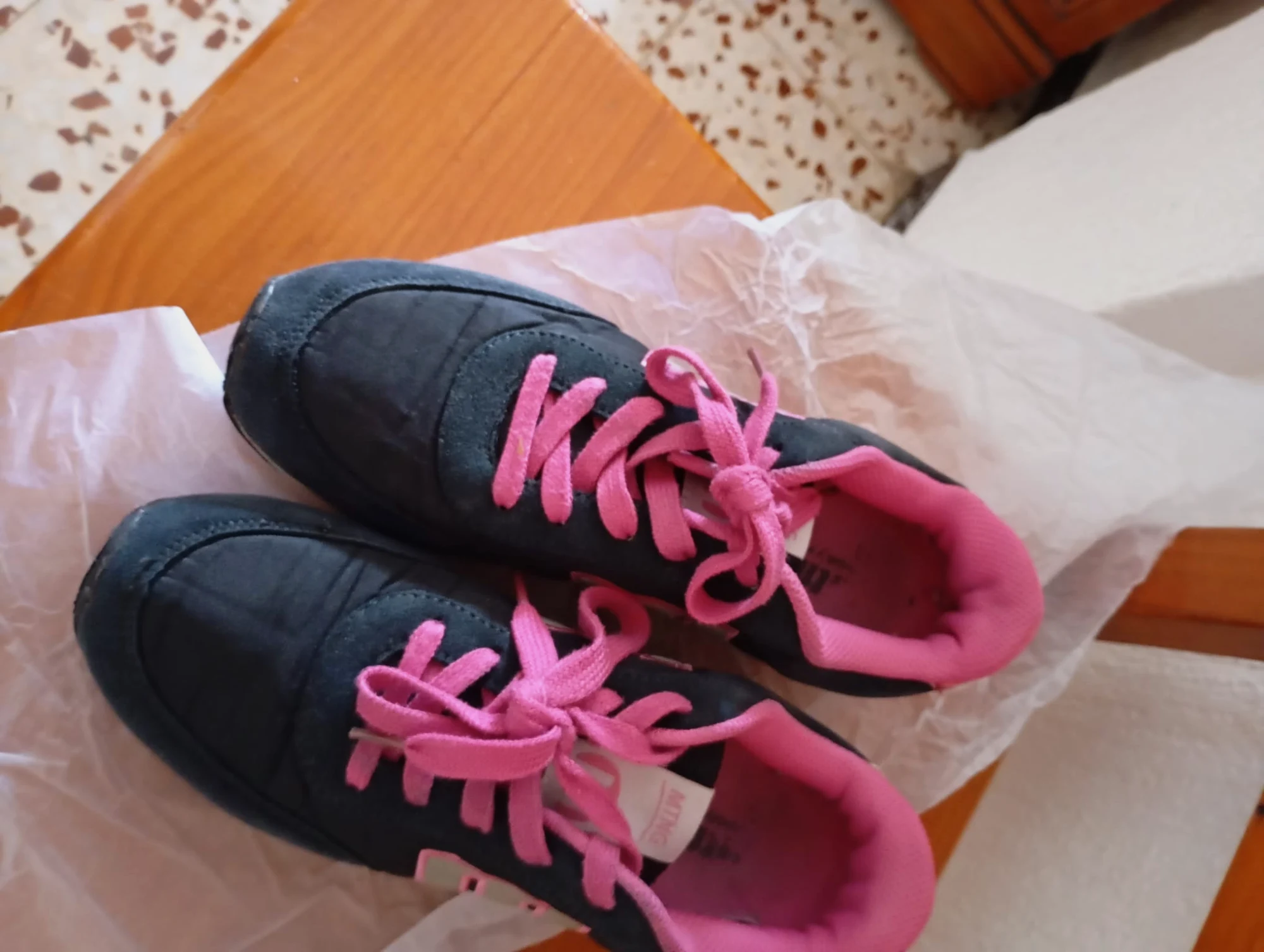 Zapatos deporte – Mistral – taille EU 39
