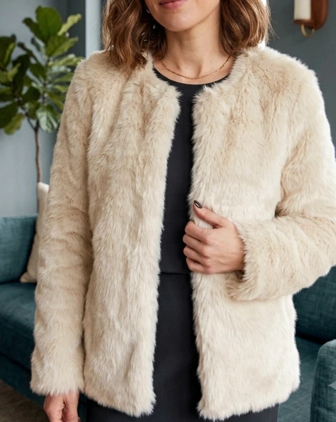Veste en fausse fourrure Pimkie