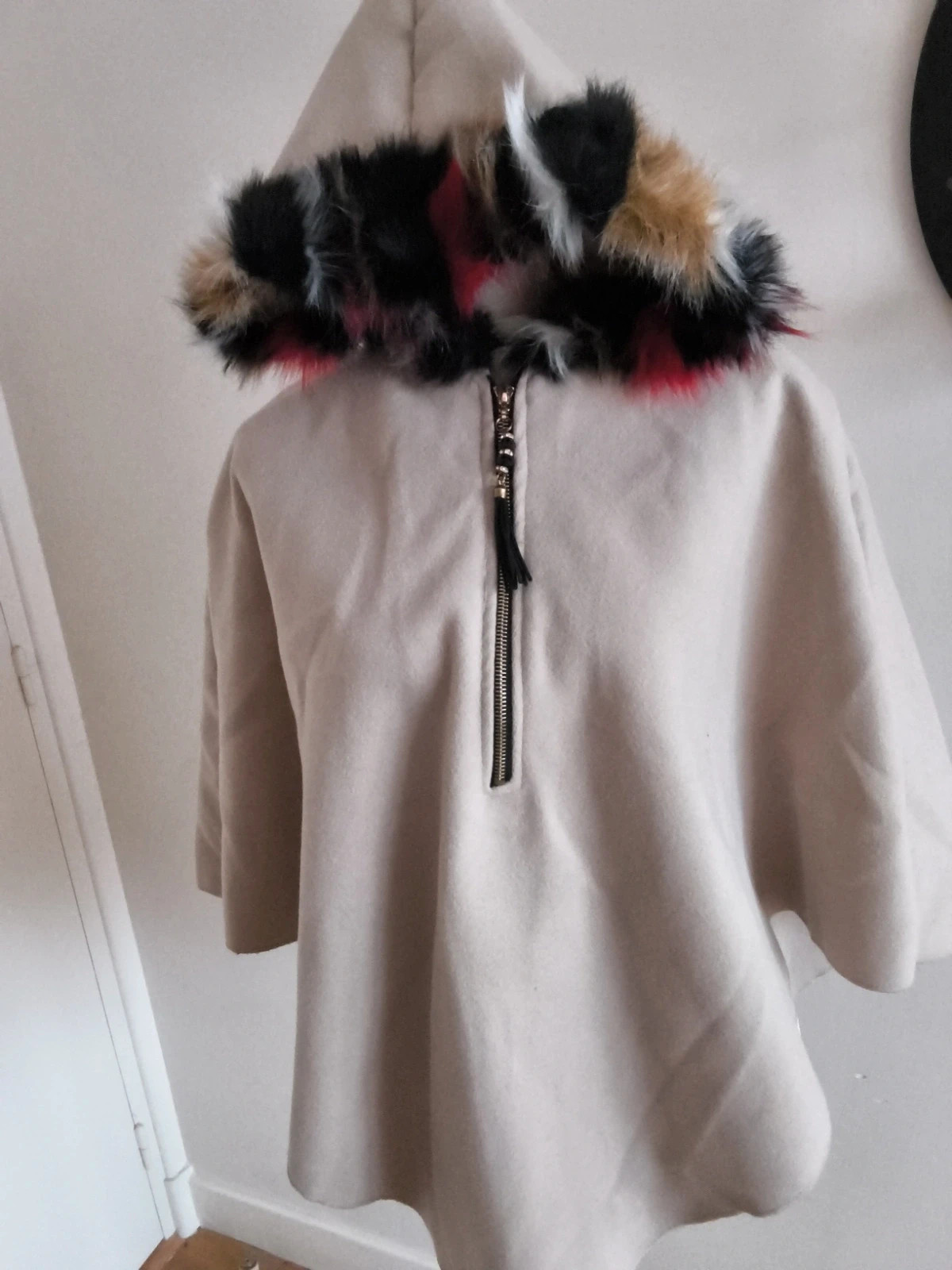 Cape / Poncho à capuche