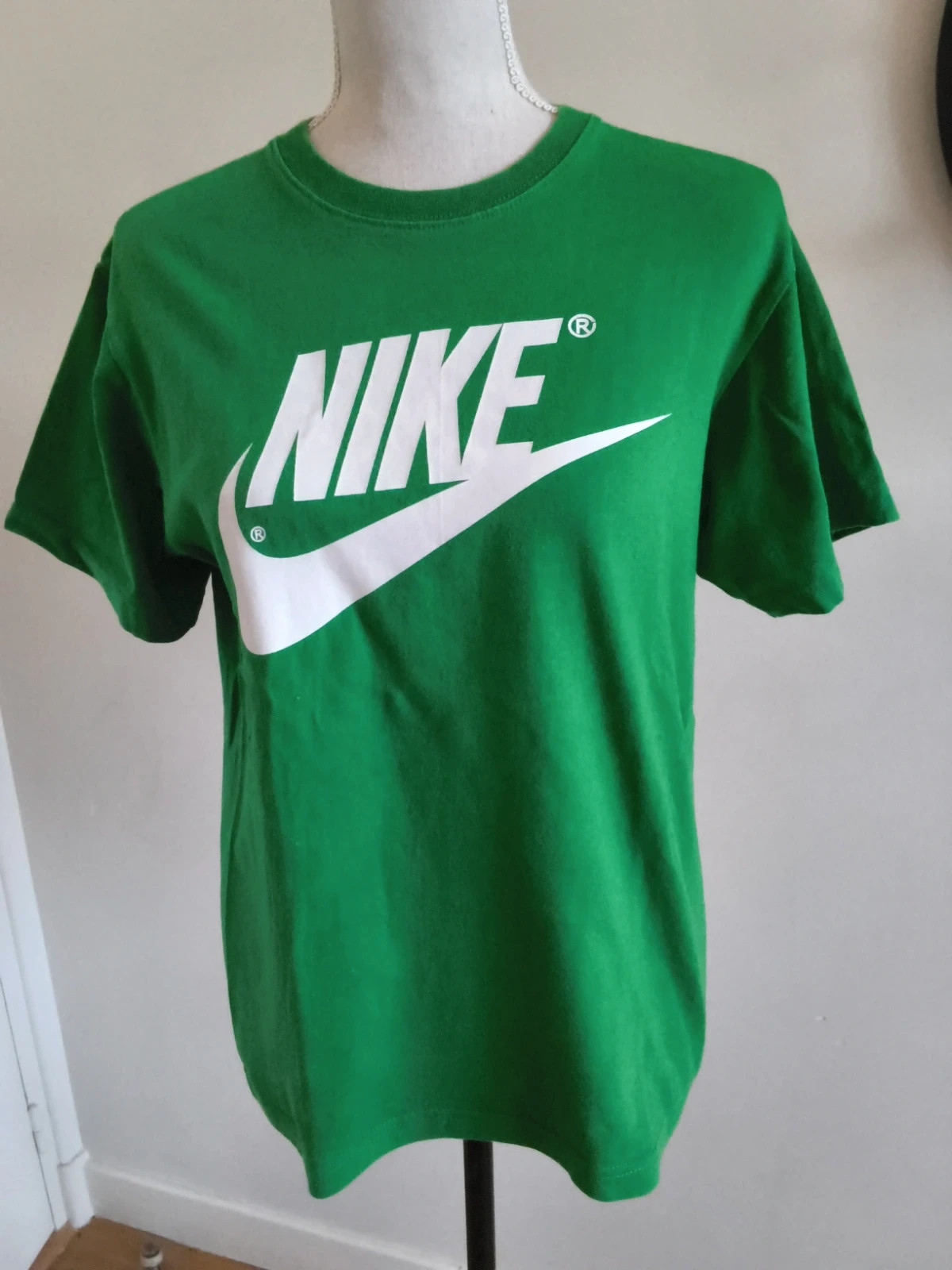 T-shirt nike