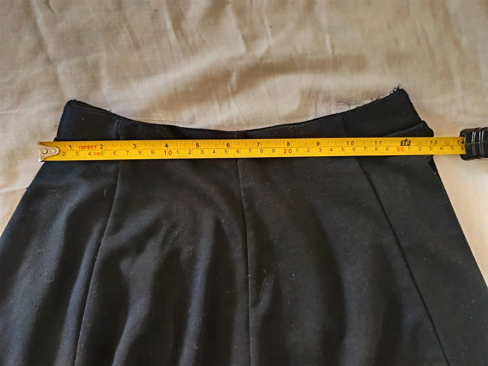 Pack 2 minifaldas vuelo | Lot 2 mini-jupes évasées | Set 2 flared mini skirts - Talla M Y2K – Bershka – taille M / 38 / 10 5