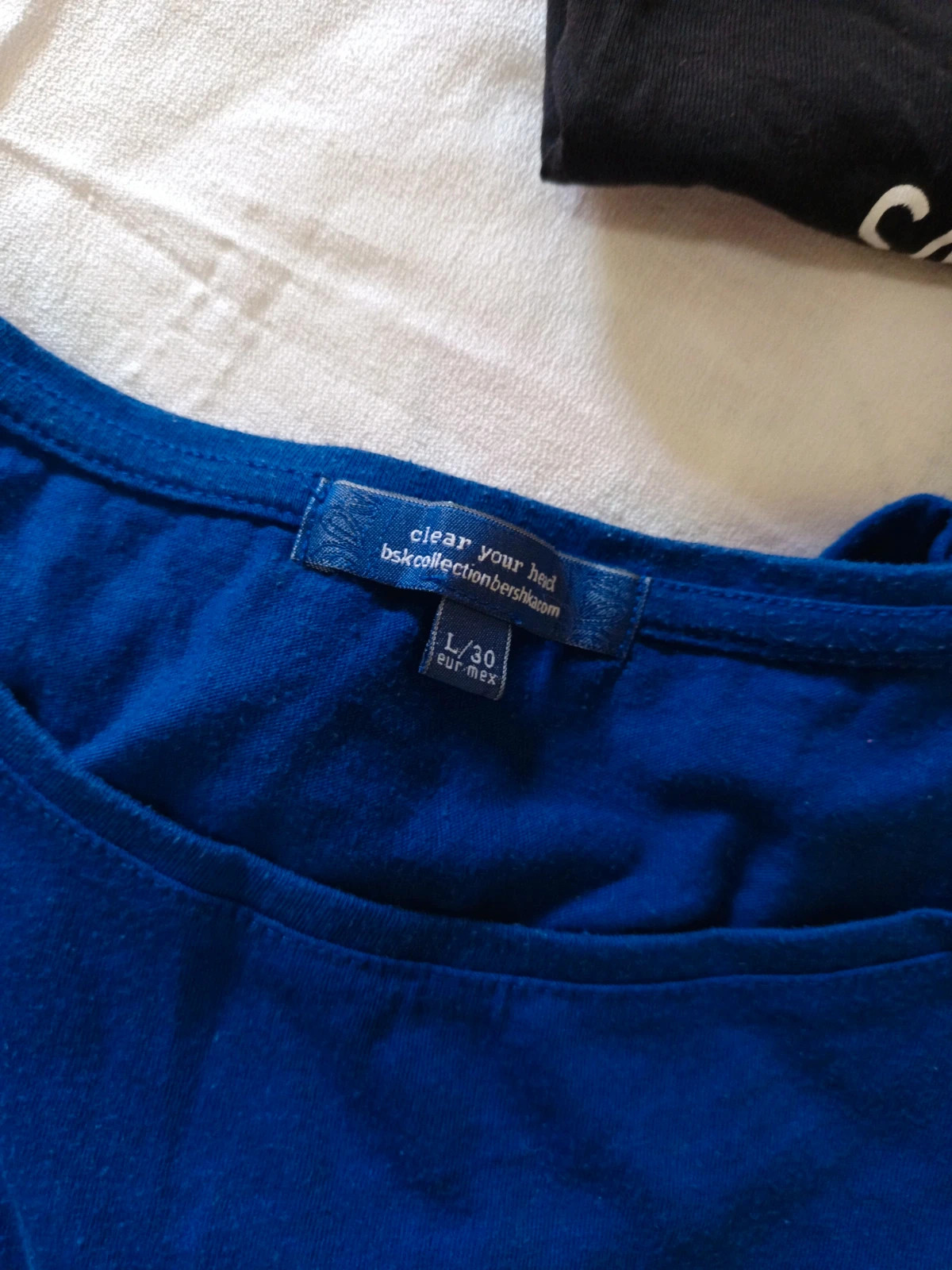 Lote 4 camisetas casual Bershka Atmosphere Clockhouse / Lot 4 t-shirts / Pack 4 t-shirts - M/L – Bershka – taille M / 38 / 10 2