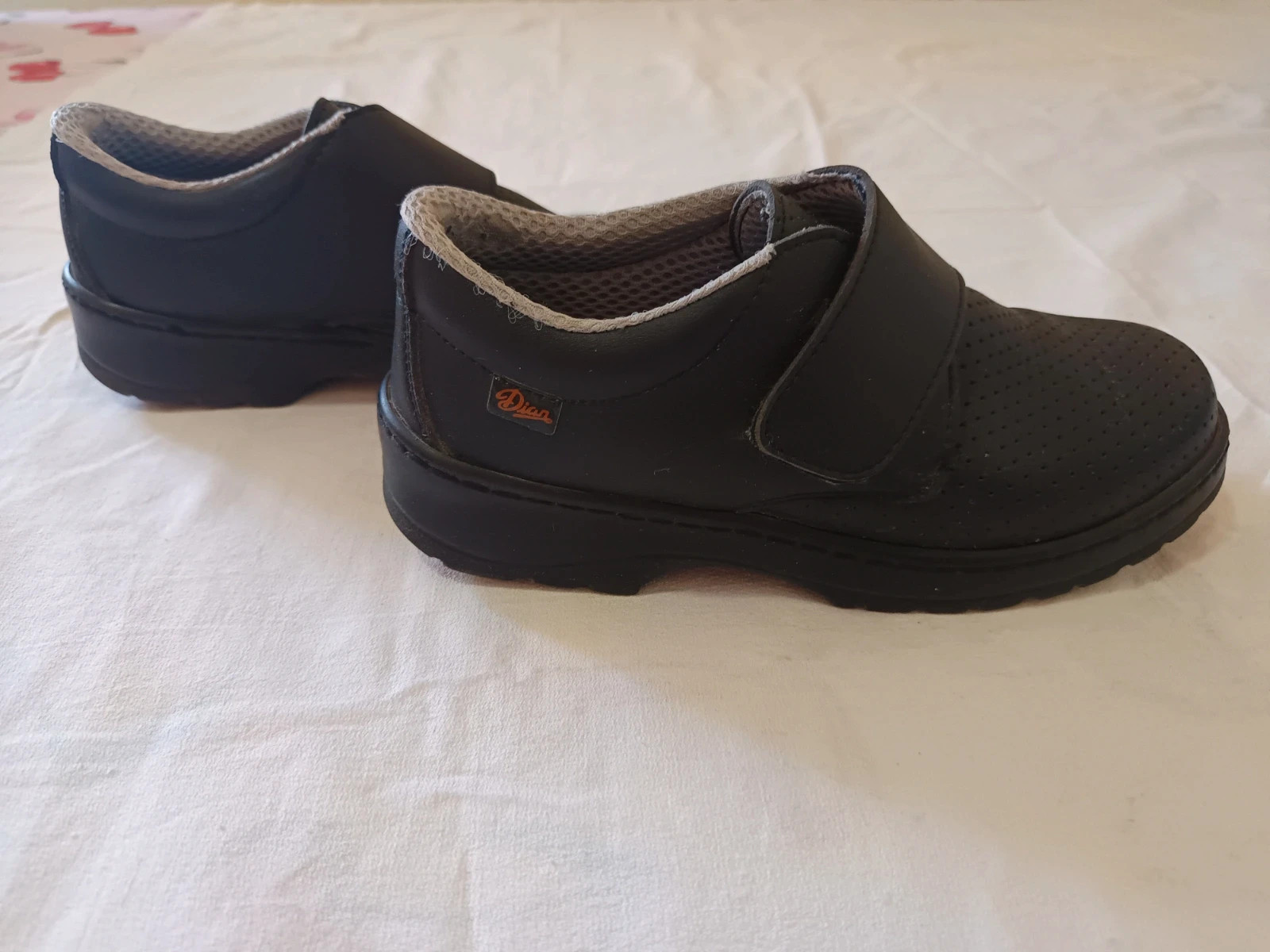 Zapatos trabajo negros velcro / Chaussures travail noires / black work shoes - Dian Talla 37