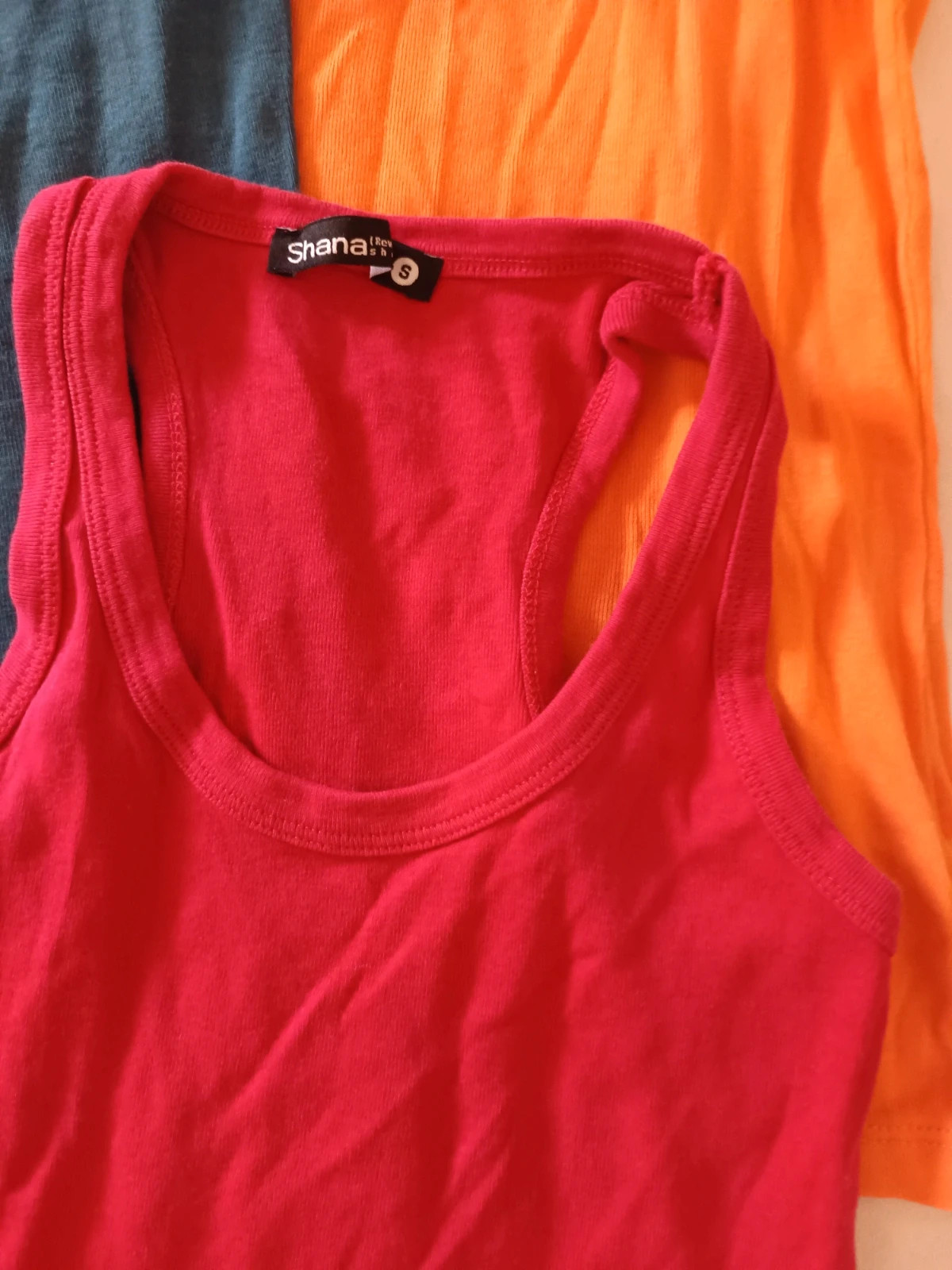 Pack 5 camisetas tirantes Shana S/XS / Lot 5 débardeurs / Set 5 tank tops basic y2k – Shana – taille S 3
