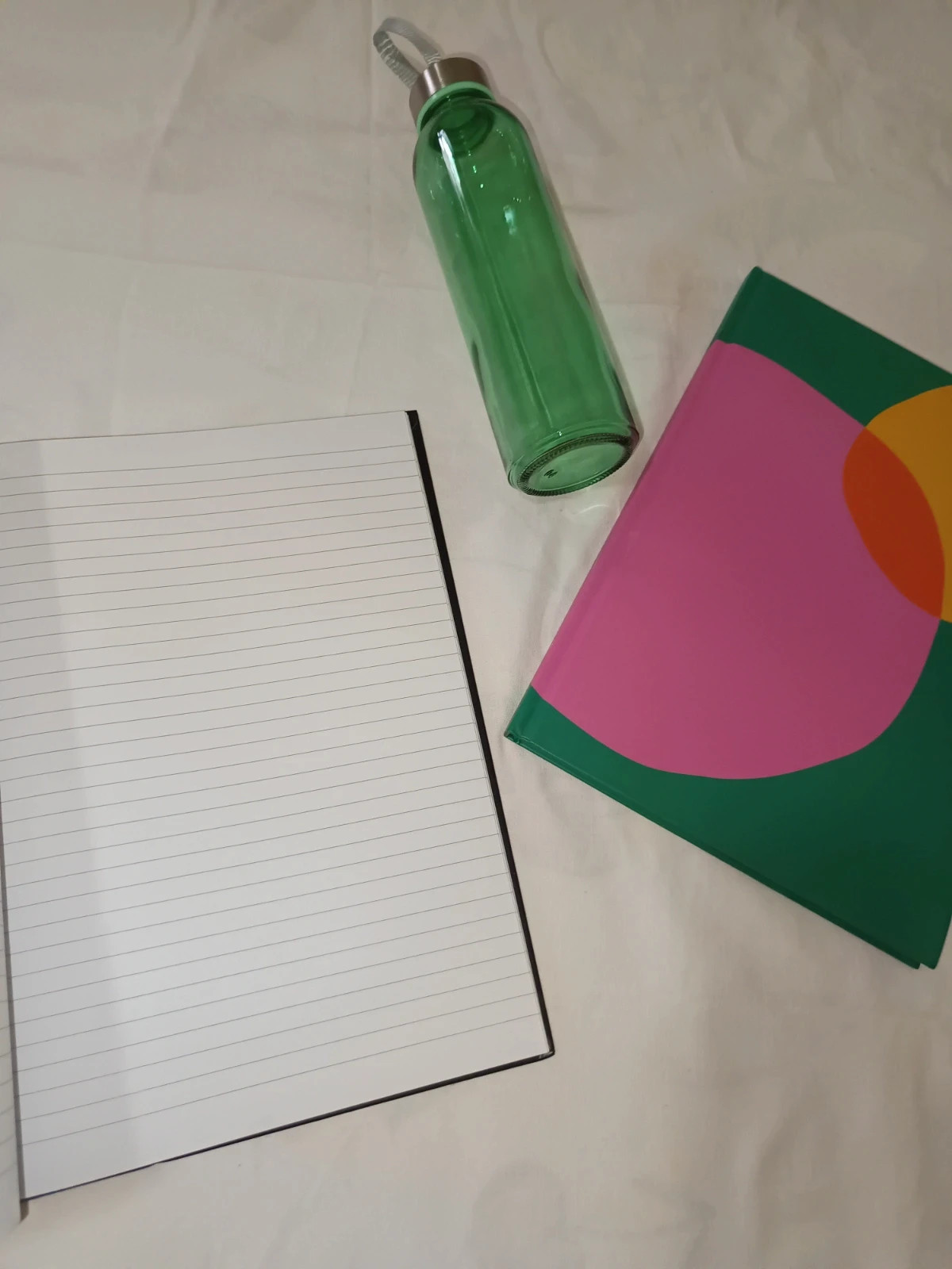 Pack Material Escolar - Botella Cristal + Cuadernos A4 / Pack Rentrée Scolaire / Stationery Set – Flying Tiger 3
