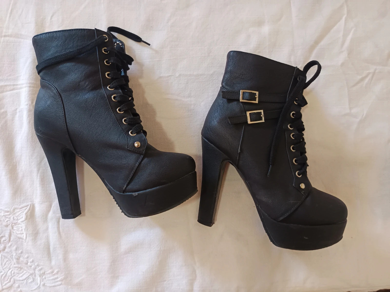 Botines plataforma negros / Bottines talons plateforme / Black platform lace up heels - Talla 37 – taille 37