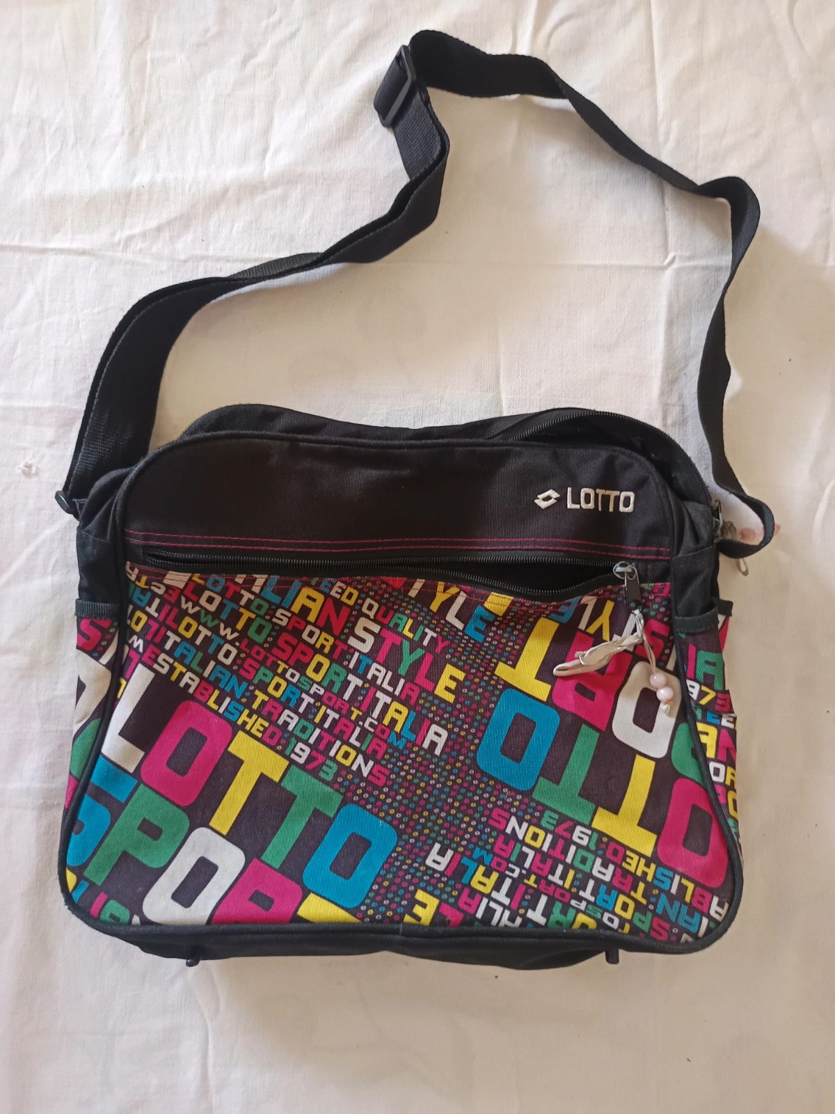 Bolso bandolera LOTTO estampado / Sac bandoulière LOTTO imprimé / LOTTO printed messenger bag