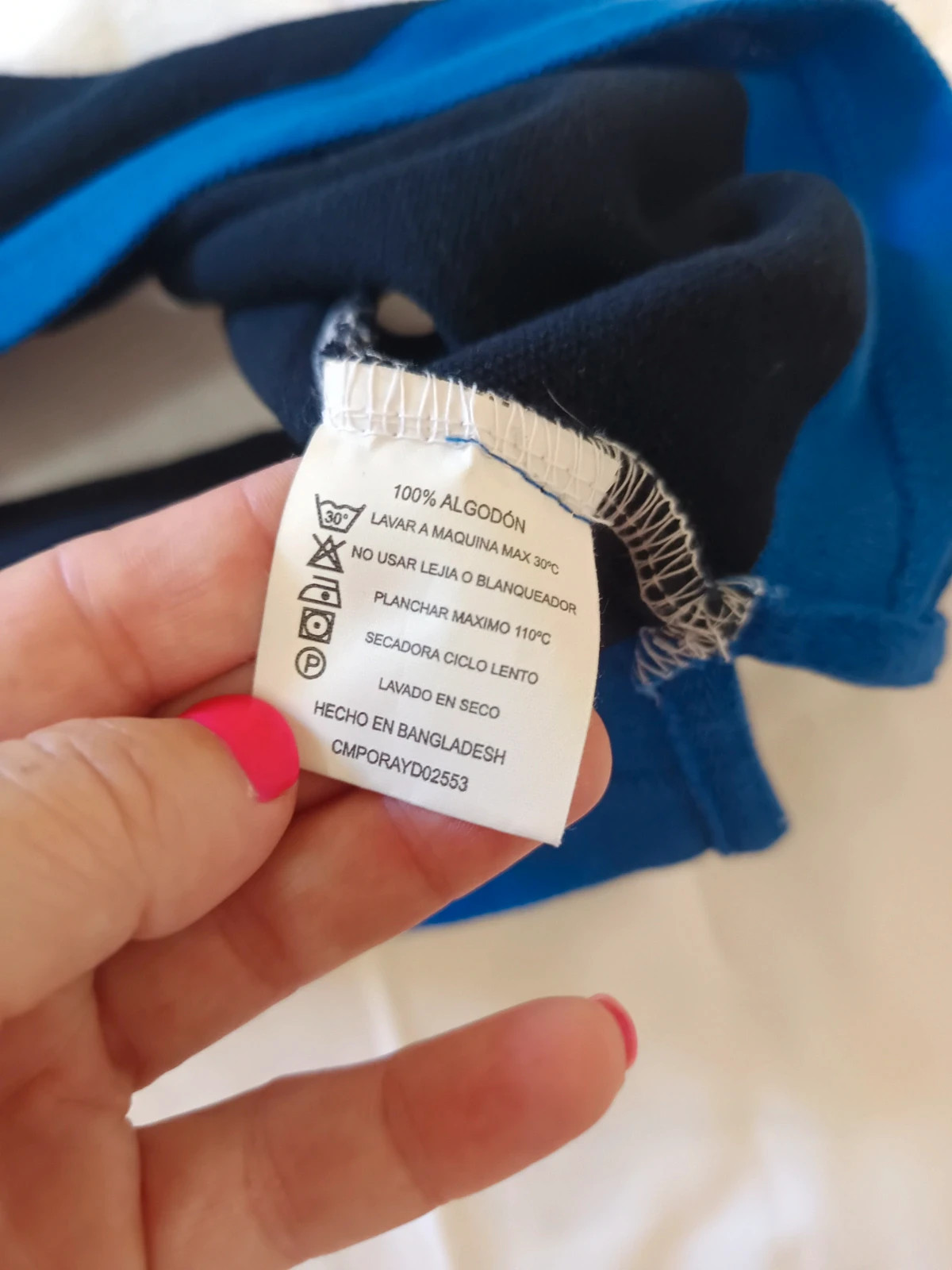 Polo Talla M Custi Mikelo a Franjas Azul, Blanco y Marino – 100% Algodón Estilo Y2K / Vintage – Custi Mikelo – taille M 5