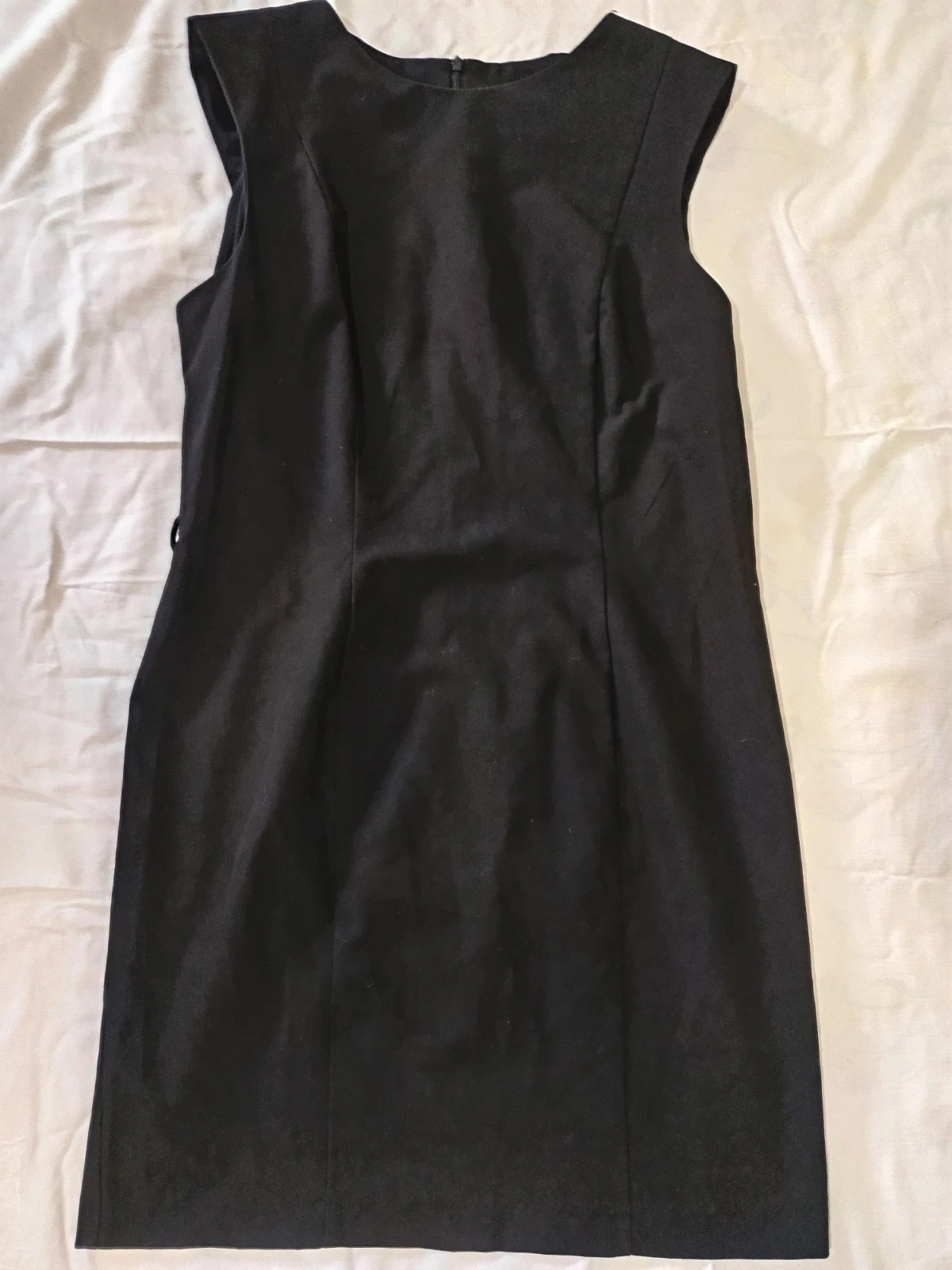Vestido Negro Básico "Little Black Dress" Atmosphere – Talla 44 – Minimal & Y2K