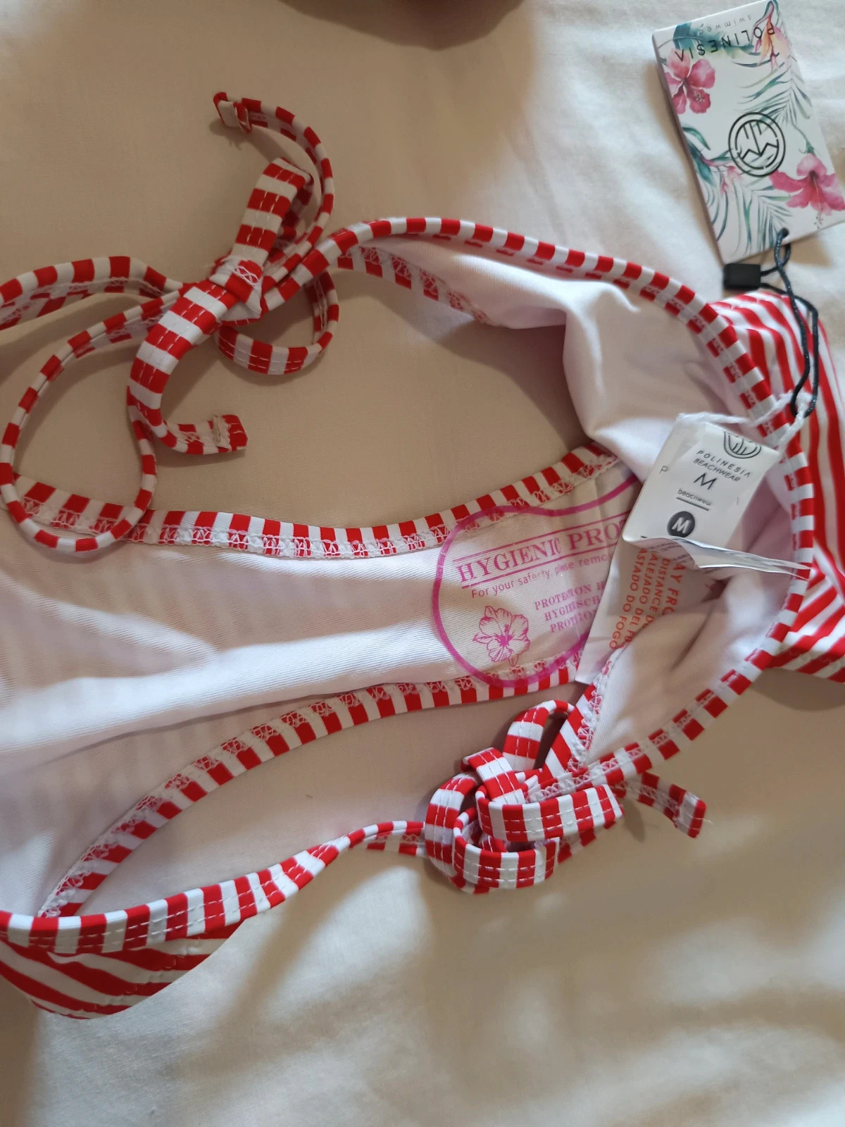 Braguita de Bikini a Rayas Rojas y Blancas Polinesia / Red Striped Bikini Bottom Talla M – Polinesia – taille M / 38 / 10 3