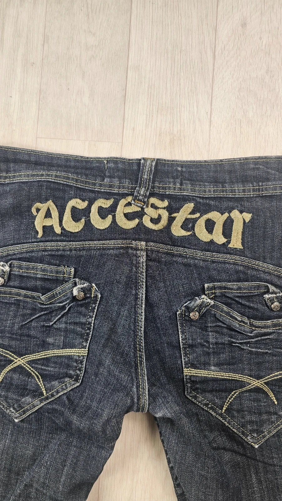 Short En Jean, Big Brodure Accestar Vintage – Vintage Dressing – taille L 4
