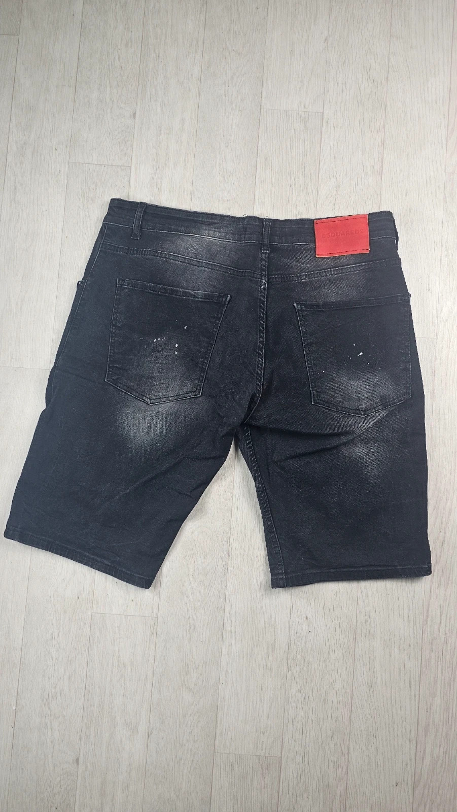 Bermuda Dsquared2 noir patches style distressed homme W38 – Dsquared2 – taille W36 | FR 46 2