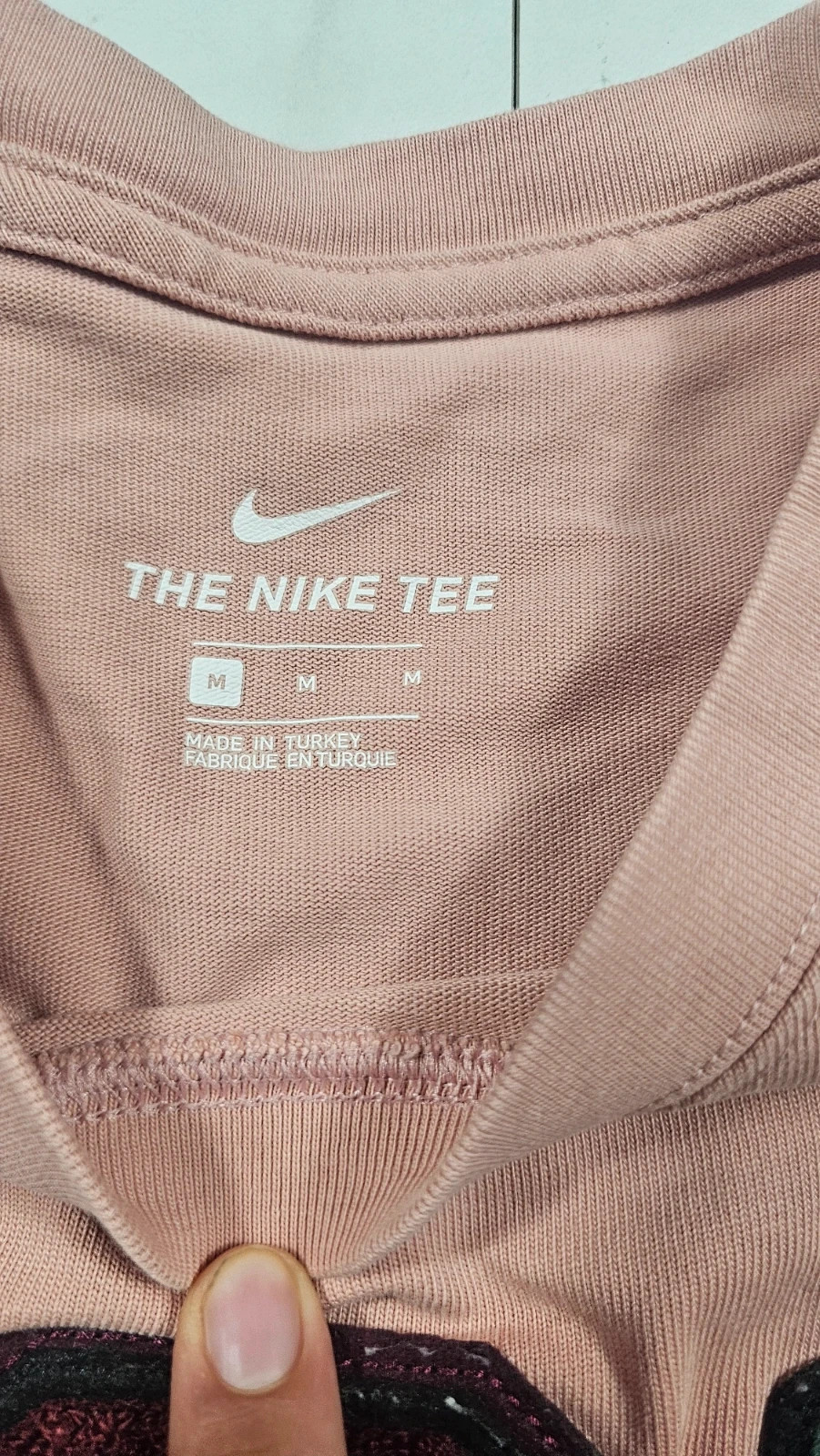 T-shirt Nike Vintage Big Logo Brodé NSW~ M – Nike – taille M 4