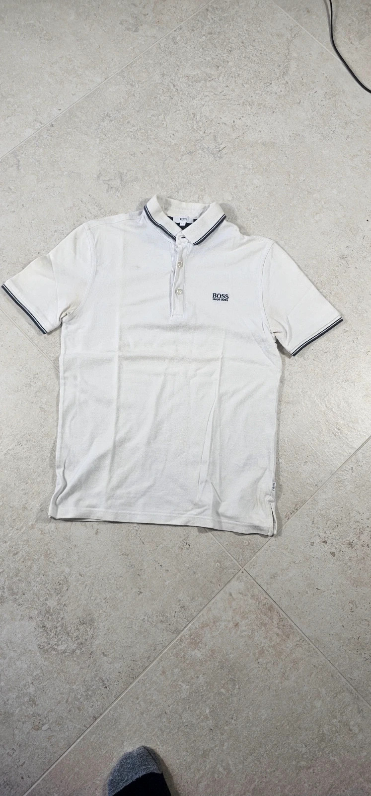 👕 Polo Hugo Boss blanc – Homme – Taille XS