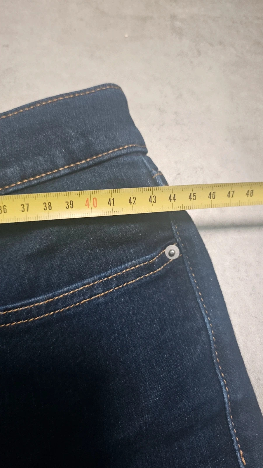 Jean Levi's 312 Femme Bleu Marine~W32 – Levi's – taille M / 38 / 10 5