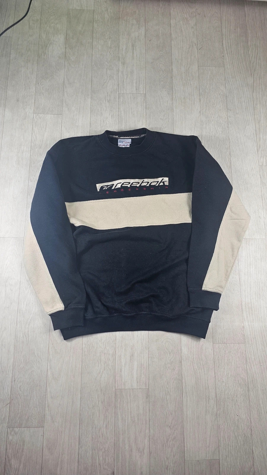 Pull vintage Reebok Y2K brodé homme M