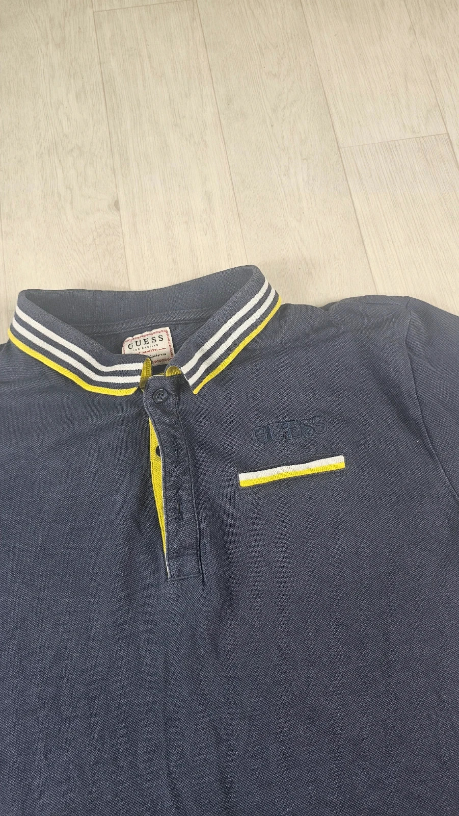 Polo Guess marine jaune homme L – GUESS – taille L 4