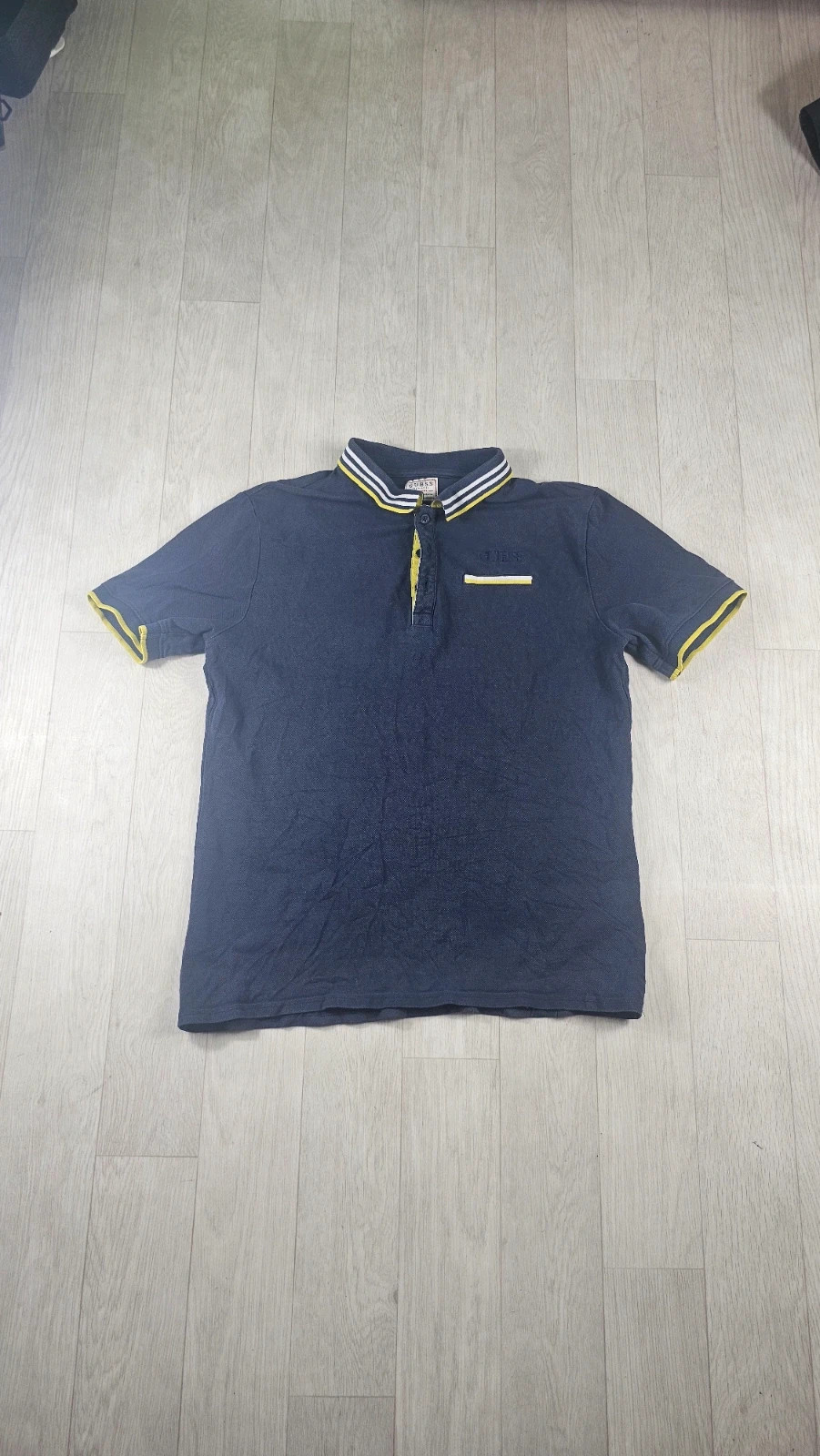 Polo Guess marine jaune homme L