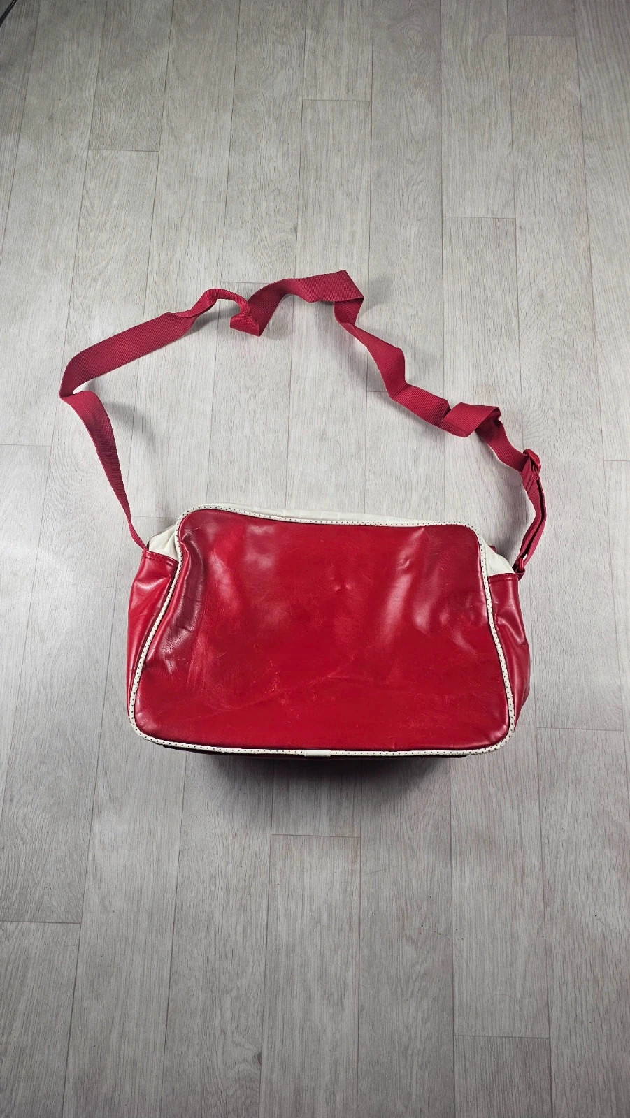 Sac Puma vintage Y2K rouge blanc défauts – Puma 2