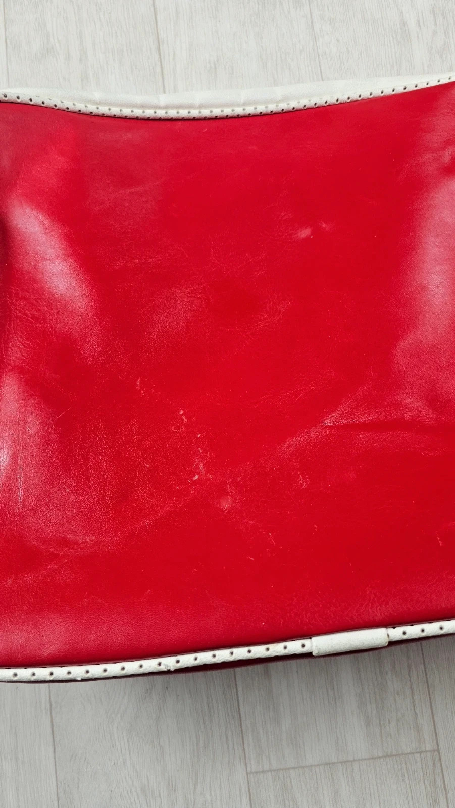 Sac Puma vintage Y2K rouge blanc défauts – Puma 4