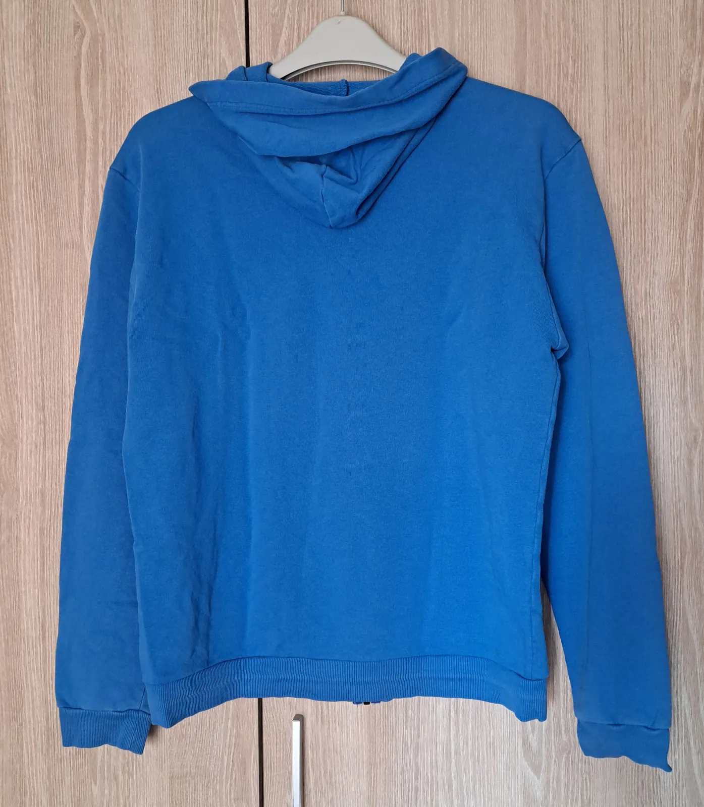 Sudadera Levi's azul con capucha 8