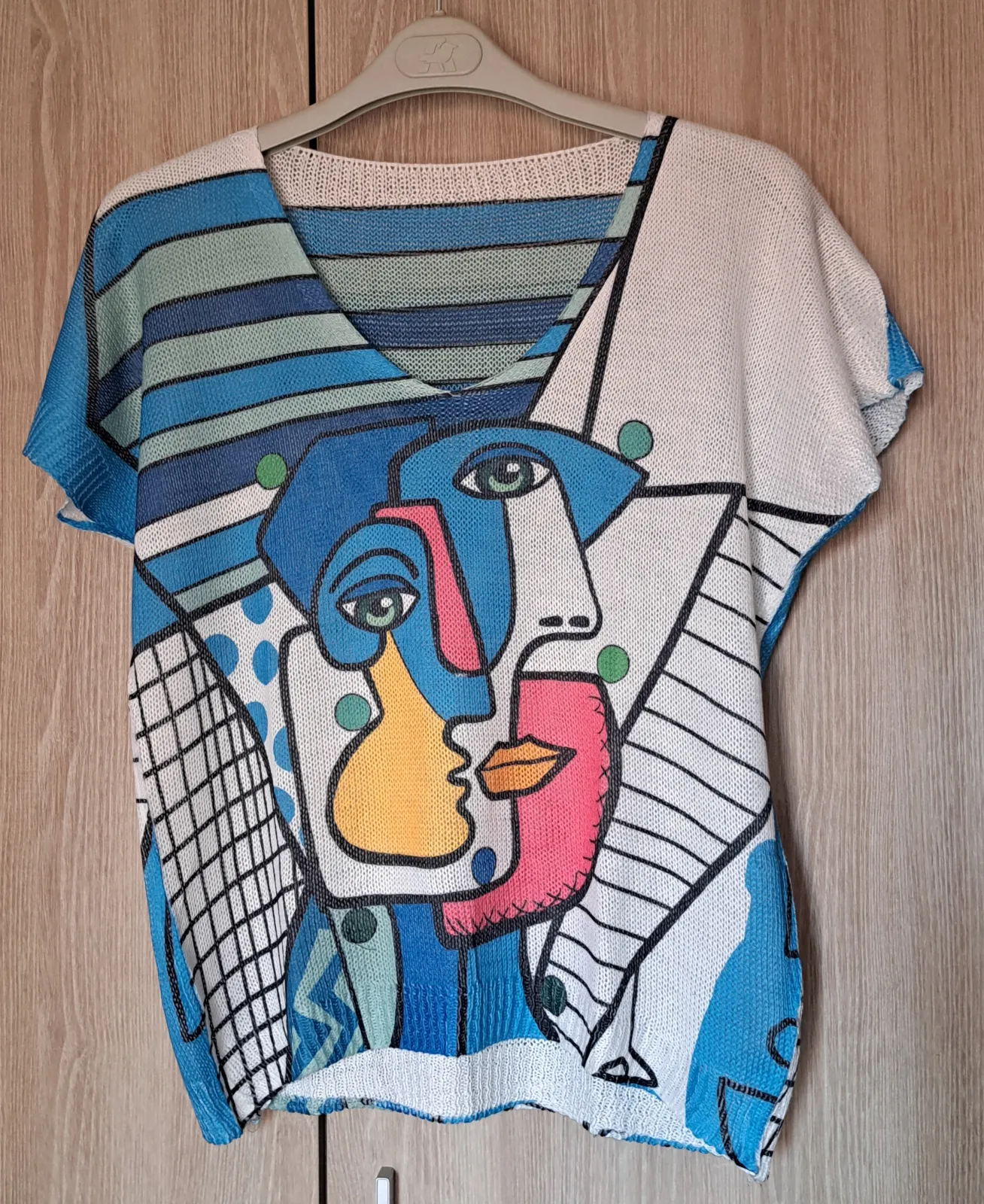Camiseta estampado arte abstracto multicolor 2