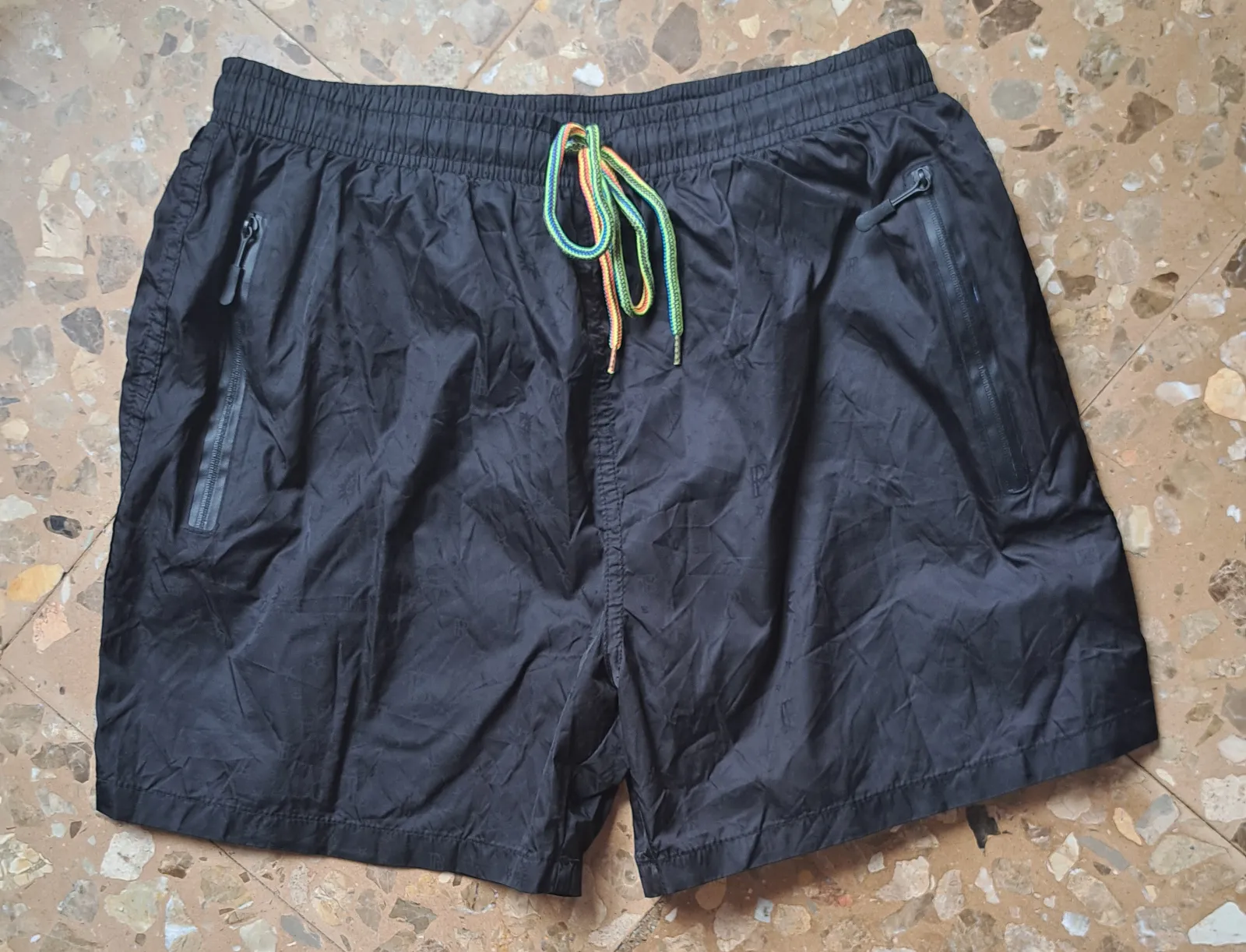 Pantalones cortos de nylon azul marino 3