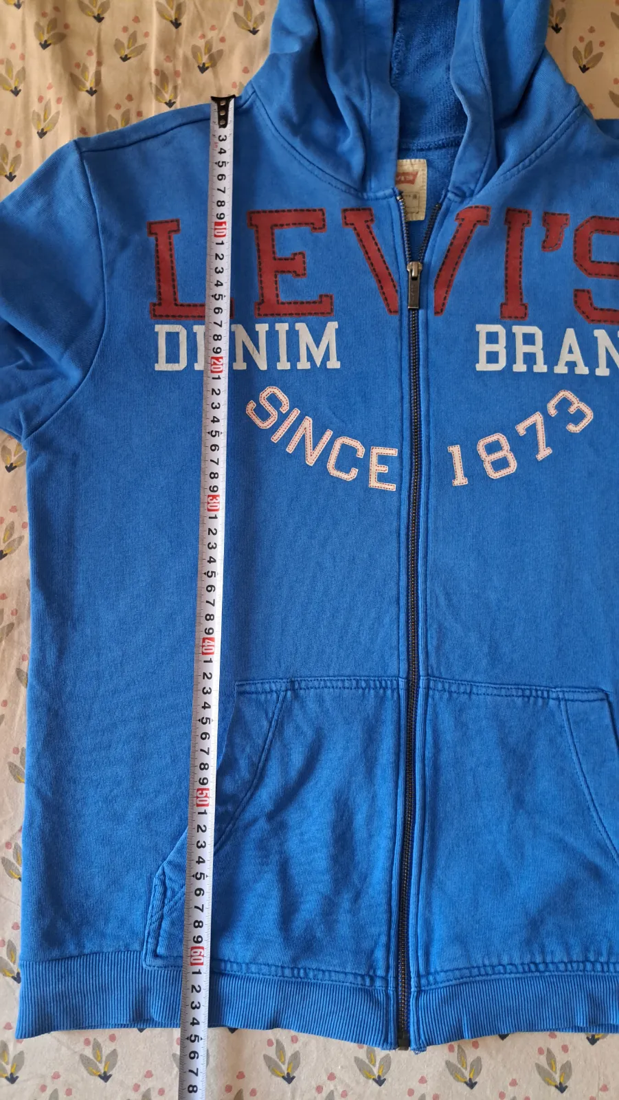 Sudadera Levi's azul con capucha 6