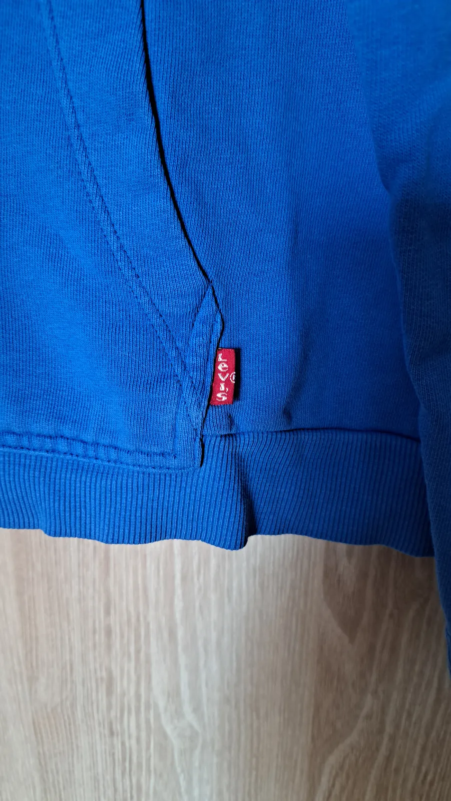 Sudadera Levi's azul con capucha 5
