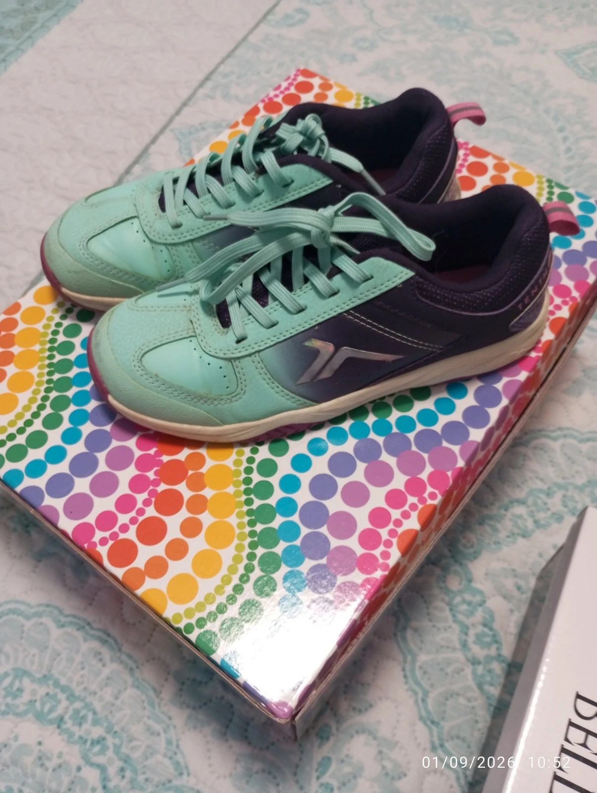 Zapatillas Tenth Niña Talla 37 - Turquesa y Morado como nuevas!)