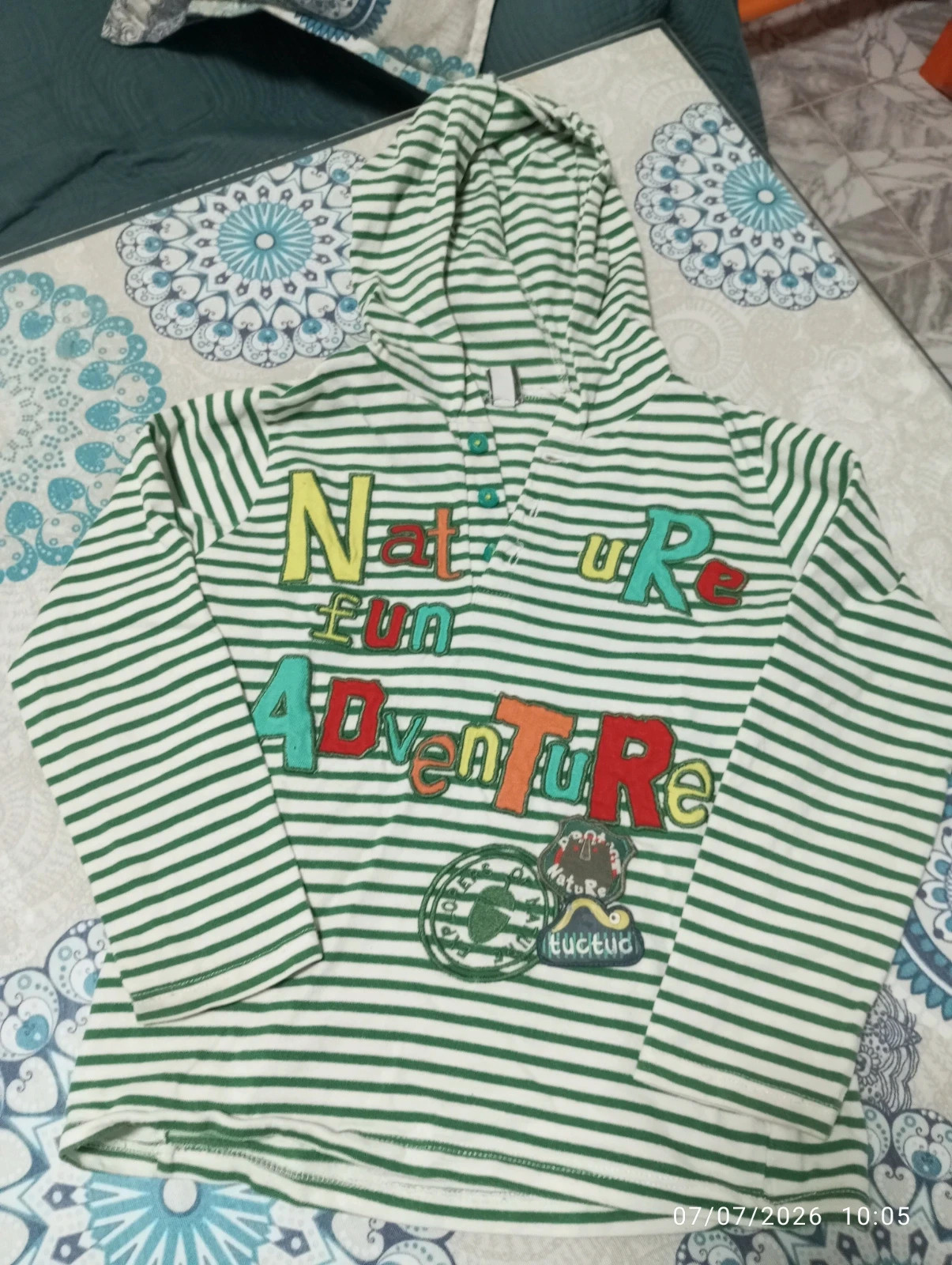 Sudadera fina con capucha Tuc Tuc – Talla 5 años Ideal para pequeños aventureros!