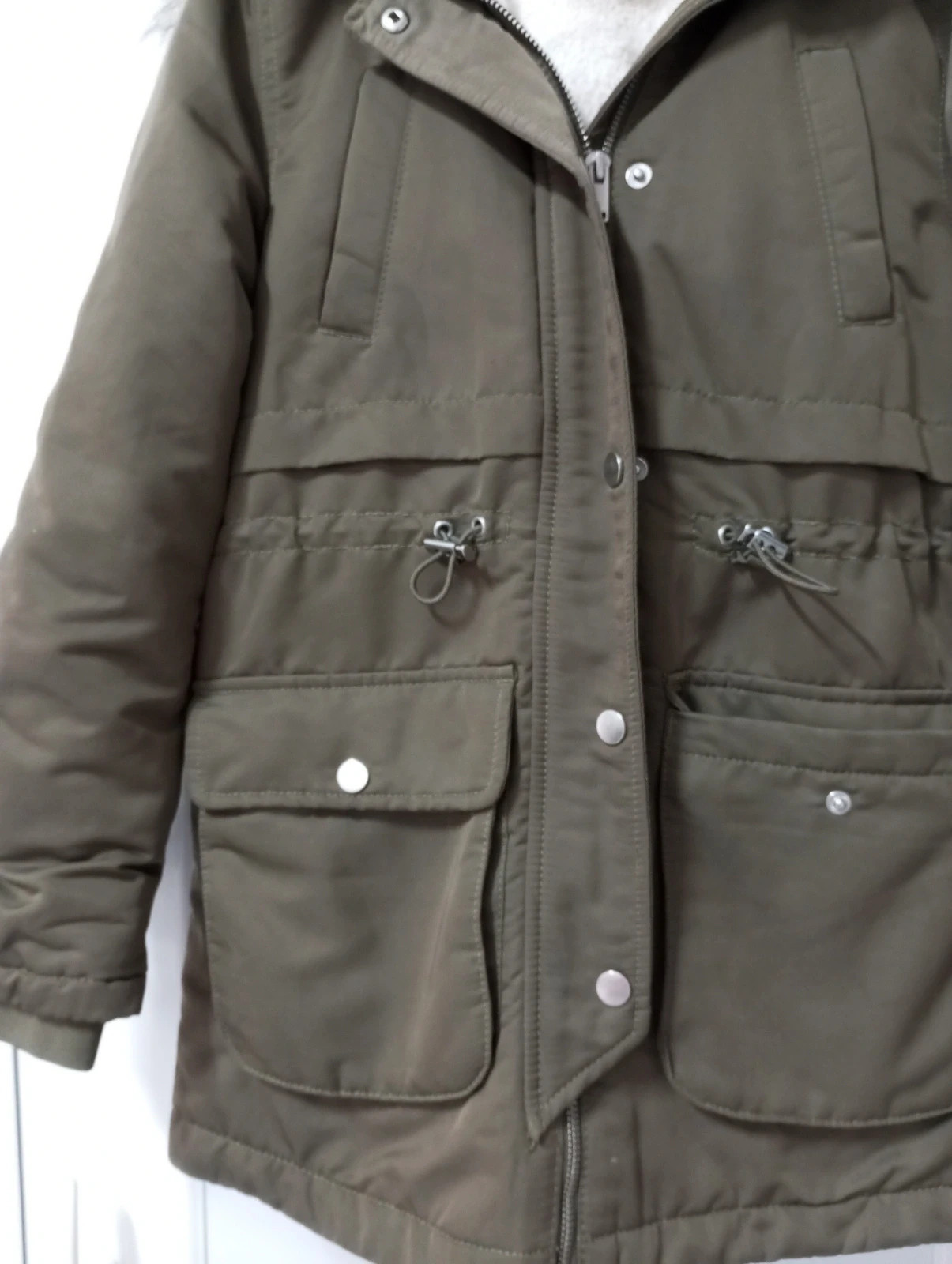 Abrigo/Parka H&M Niña - Talla 140 - Impecable! 💚 – H&M – taille 10 ans / 140 cm 4