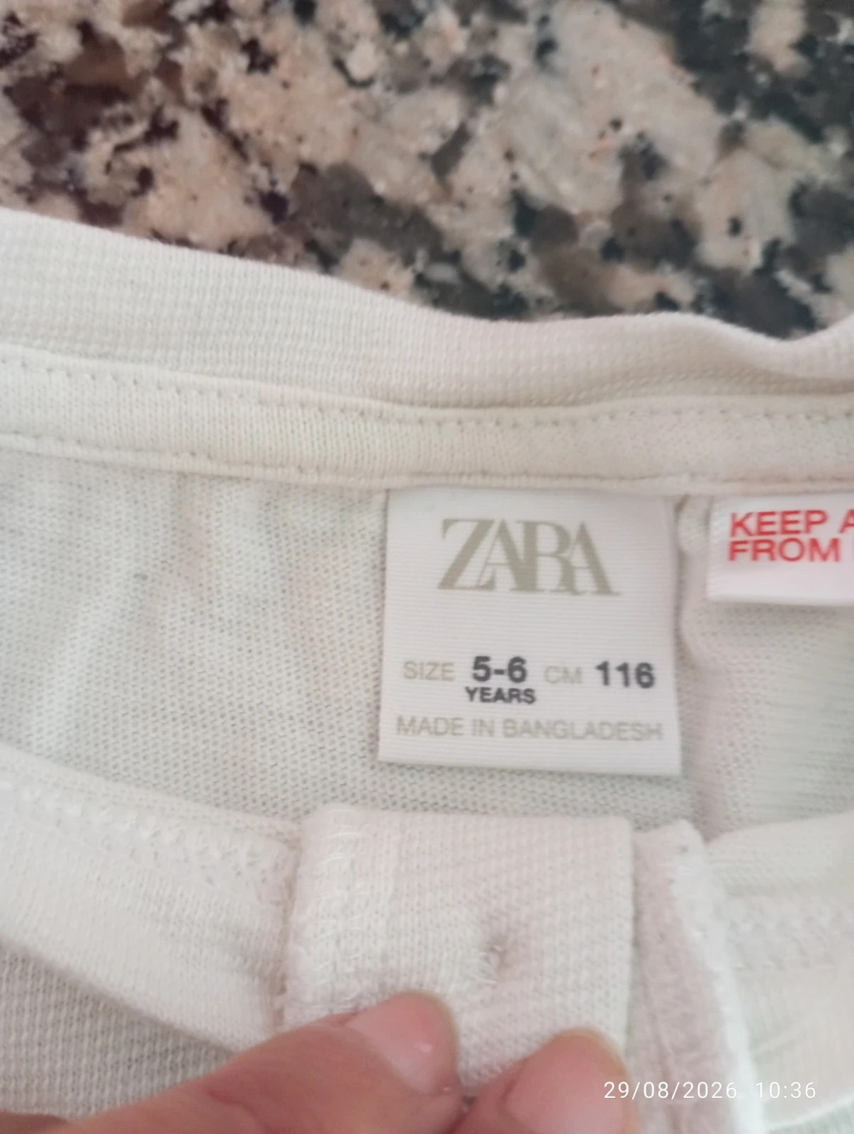 Camiseta cuello panadero Zara (Talla 5-6 años / 116 cm) – Zara – taille 6 ans / 116 cm 2