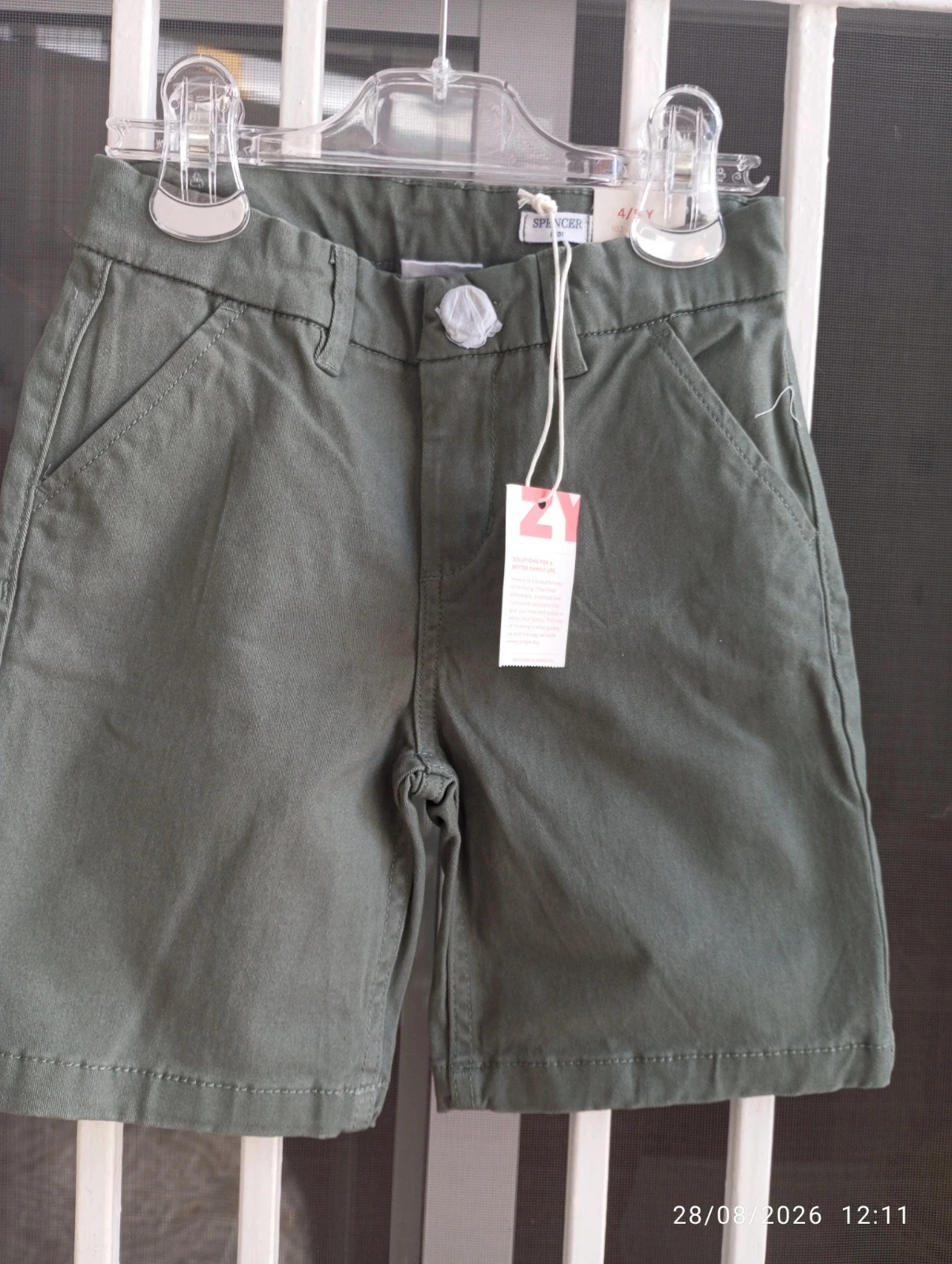Pantalón corto Zippy nuevo con etiqueta T. 4-5 años