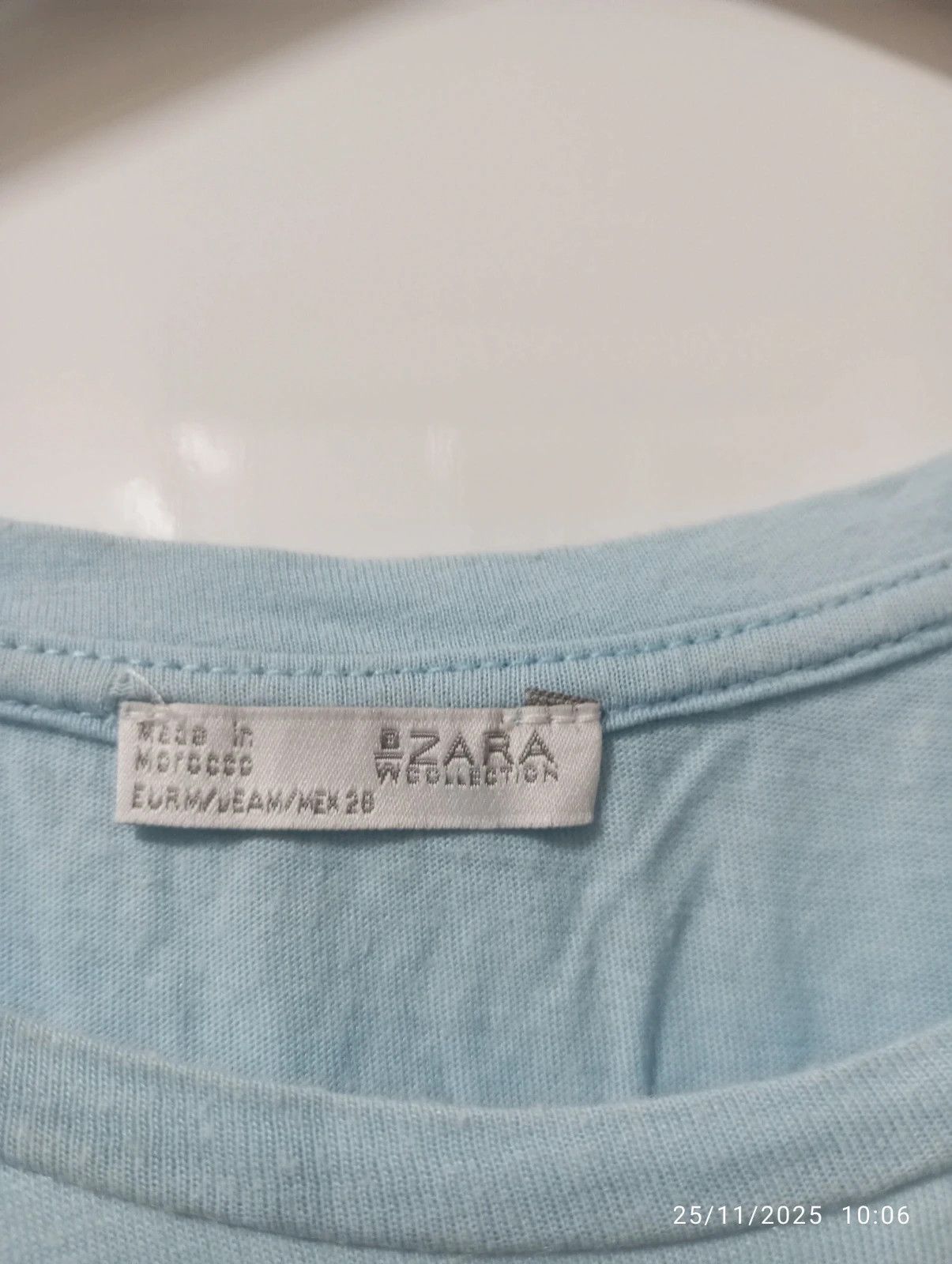 Camiseta Zara azul cielo con volantes asimétricos – Zara – taille M / 38 / 10 2