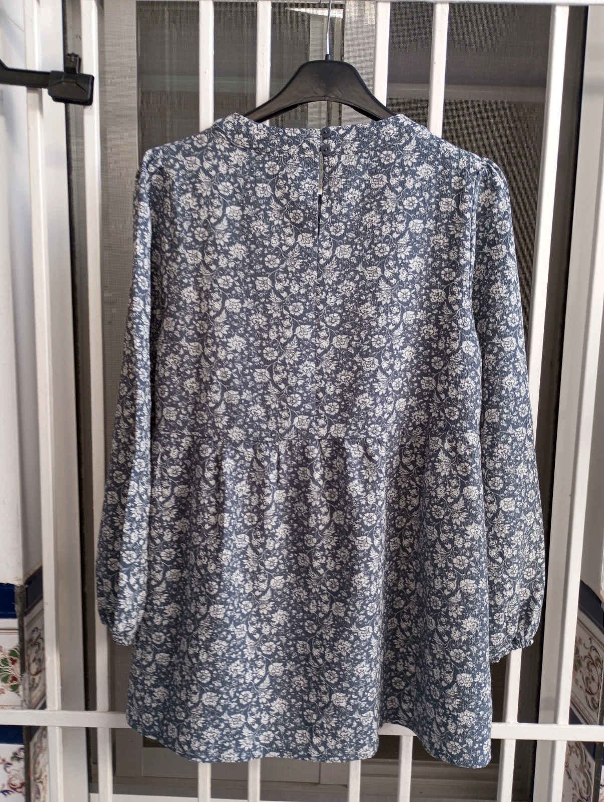 Blusa Cortefiel Flores Azul | Talla L | Estado Impecable 💙 – Cortefiel – taille L / 40 / 12 2