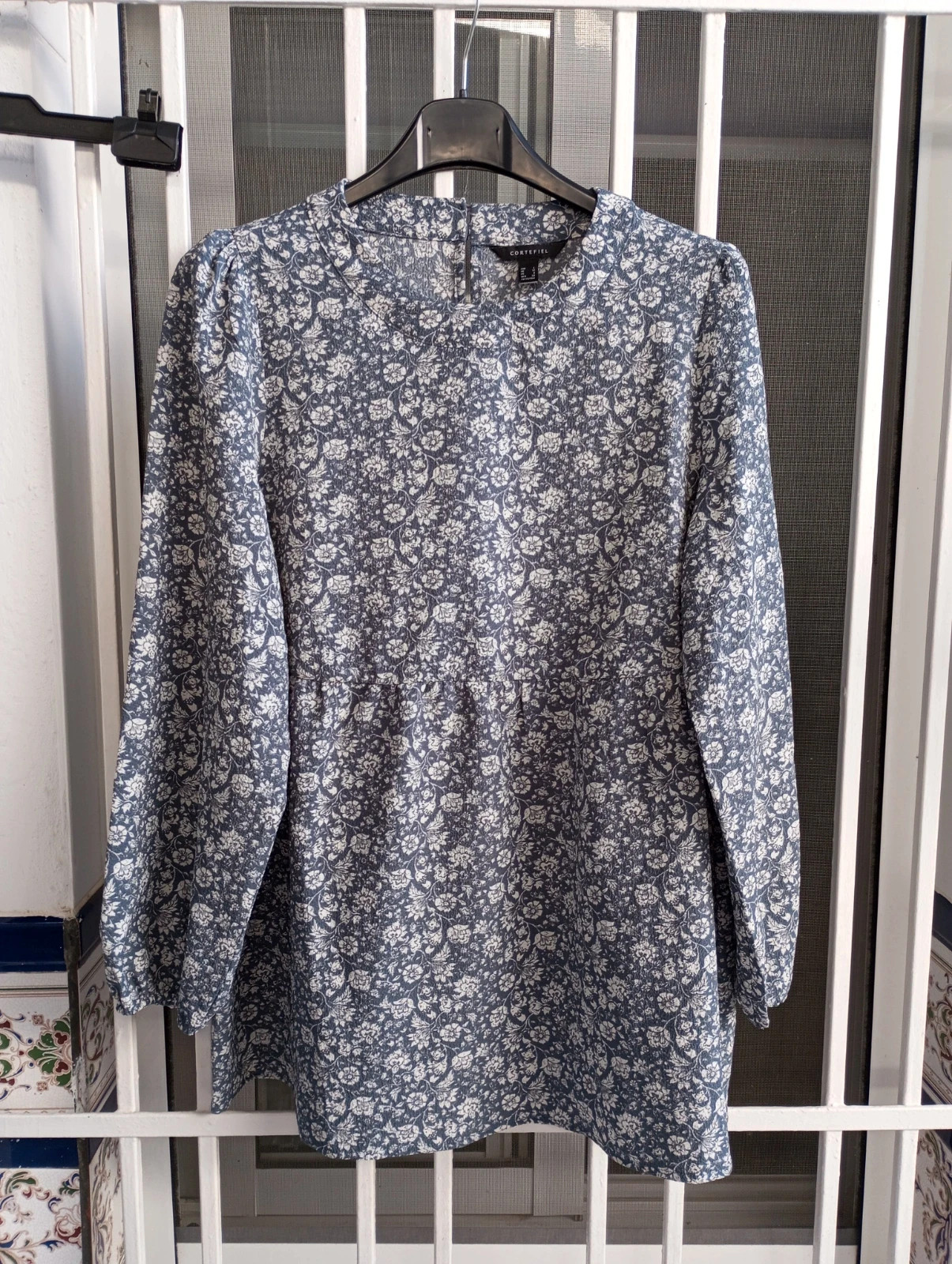 Blusa Cortefiel Flores Azul | Talla L | Estado Impecable 💙 – Cortefiel – taille L / 40 / 12