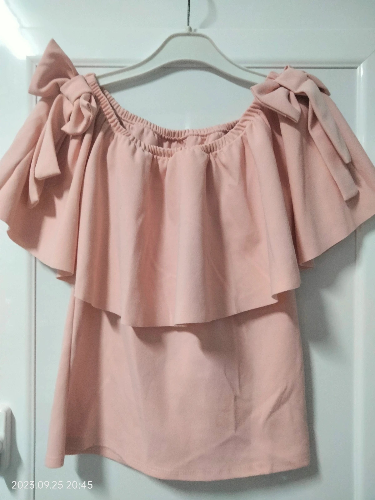Blusa Hombros Descubiertos Estilo Coquette – New Collection – taille M / 38 / 10