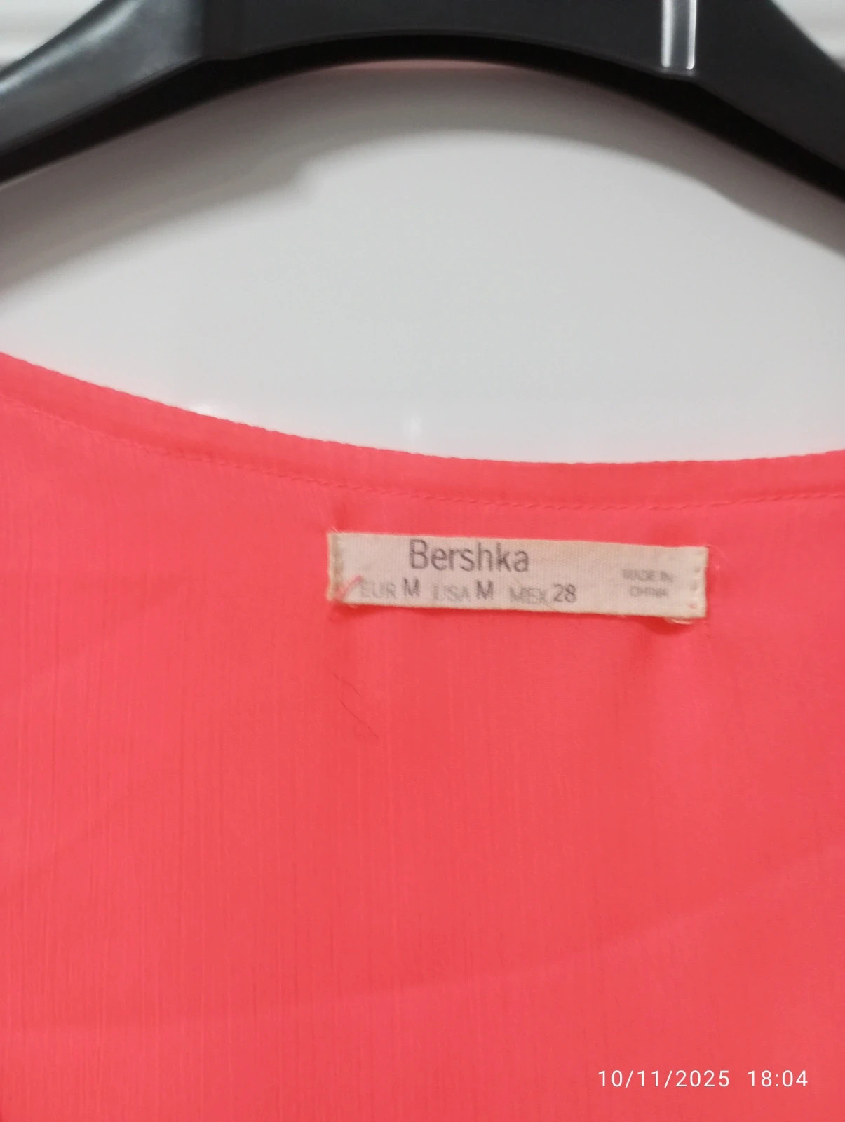 Top coral flúor Bershka con cremallera M 🪸 – Bershka – taille M / 38 / 10 2