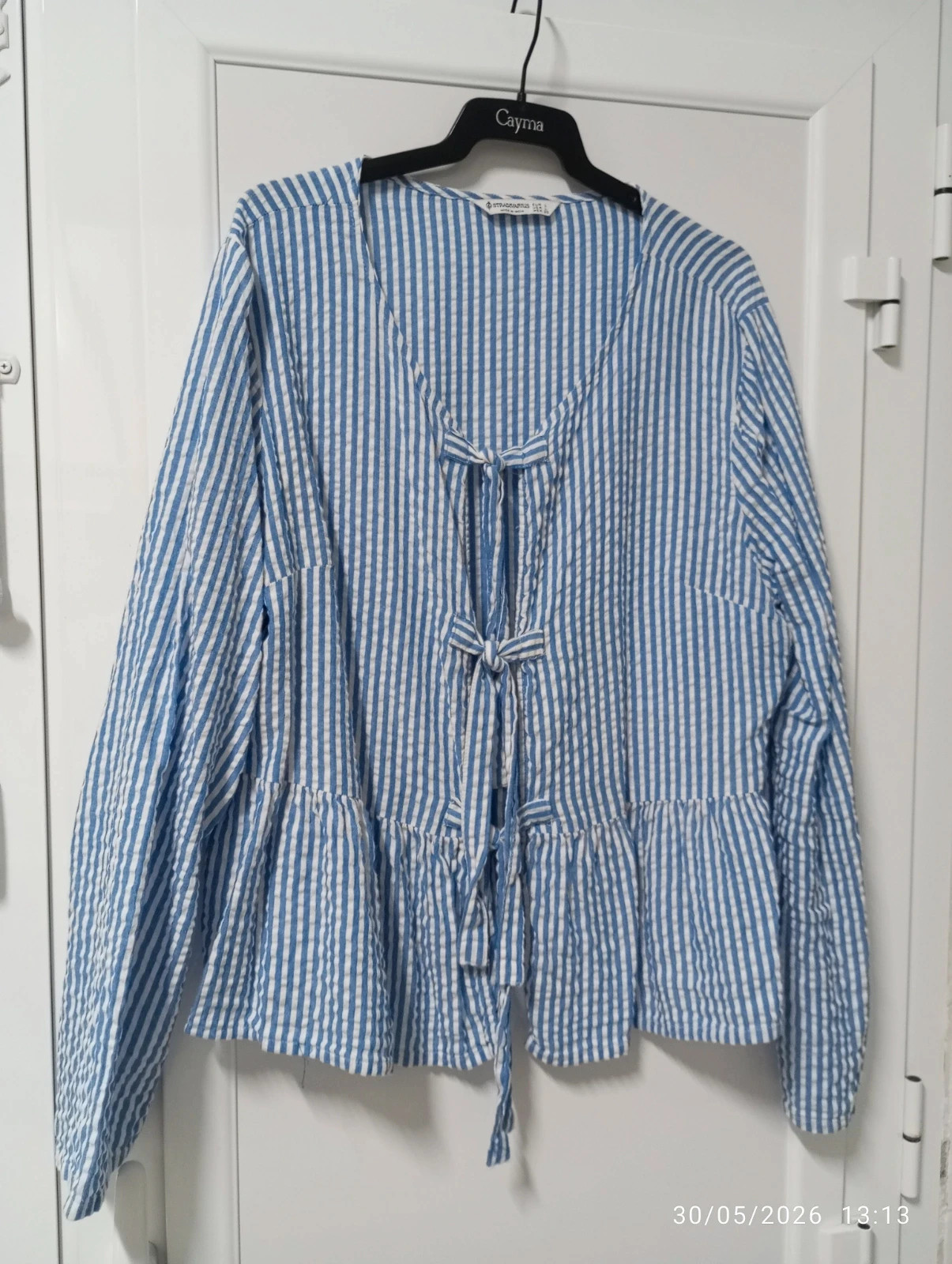 🌸 Preciosa blusa romántica de Stradivarius (Talla L) 🌸 – Stradivarius – taille L / 40 / 12